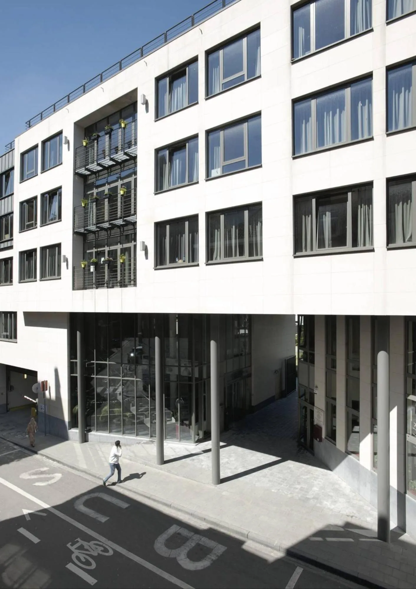 Property building in Youth Hostel van Gogh