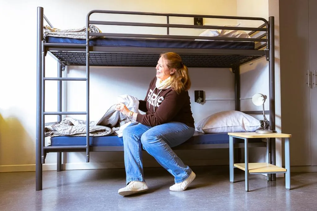 Bed in Youth Hostel van Gogh