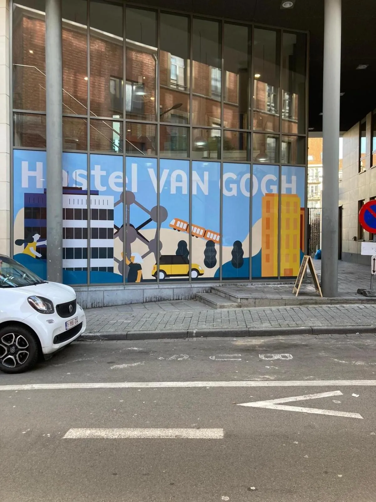 Property building in Youth Hostel van Gogh