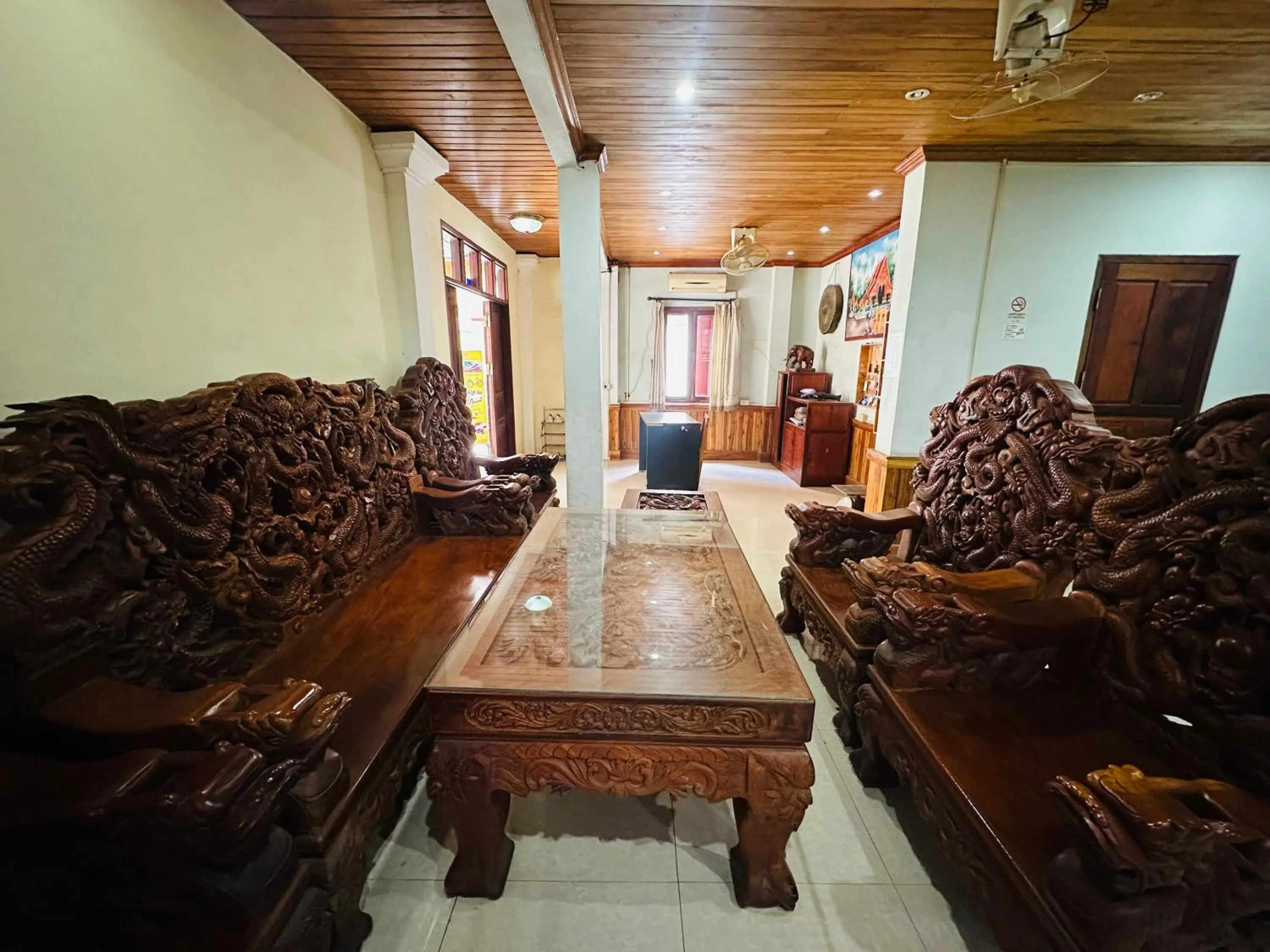 Living room in Kingkham Riverside Hotel