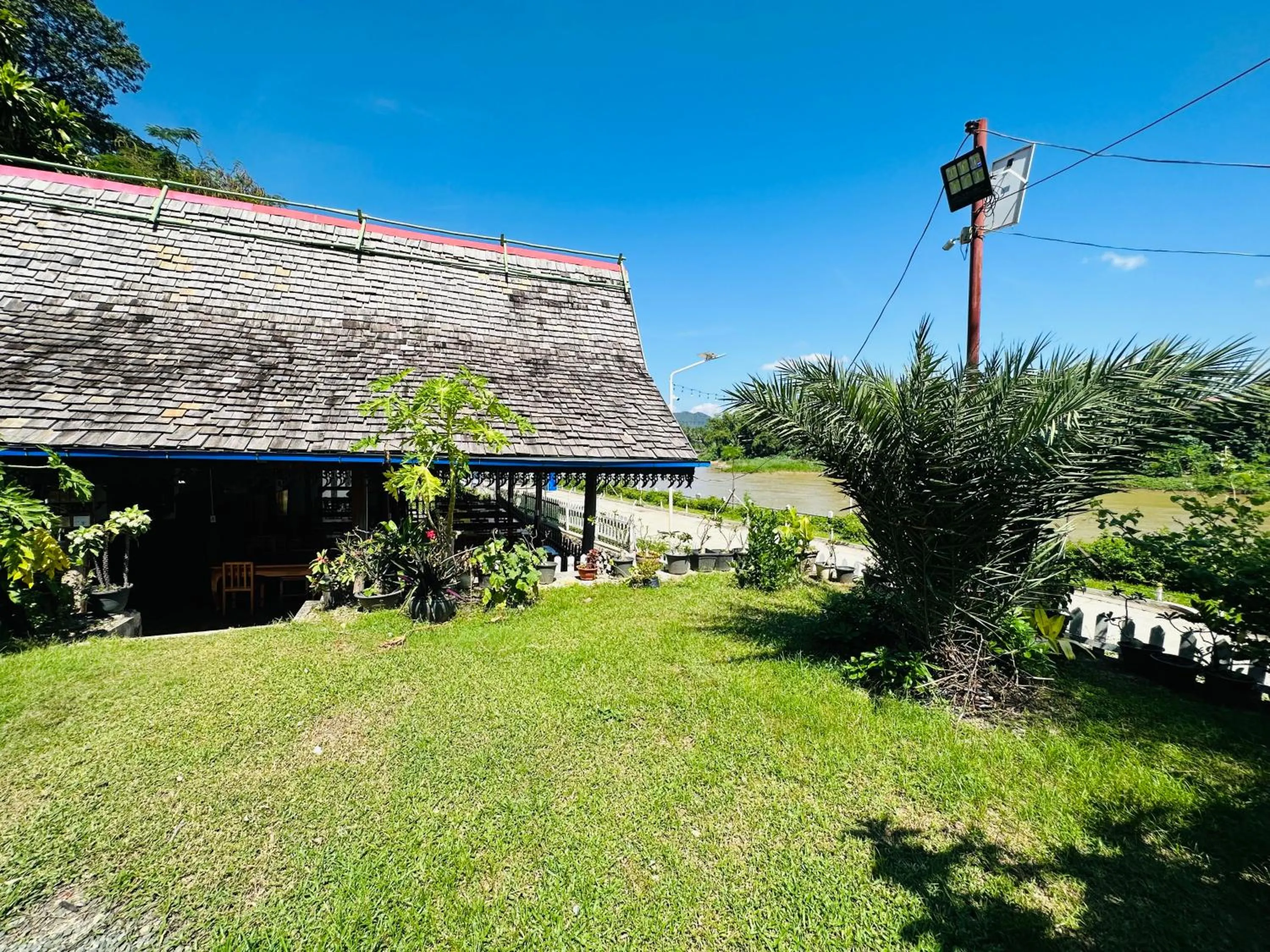 Property building in Kingkham Riverside Hotel