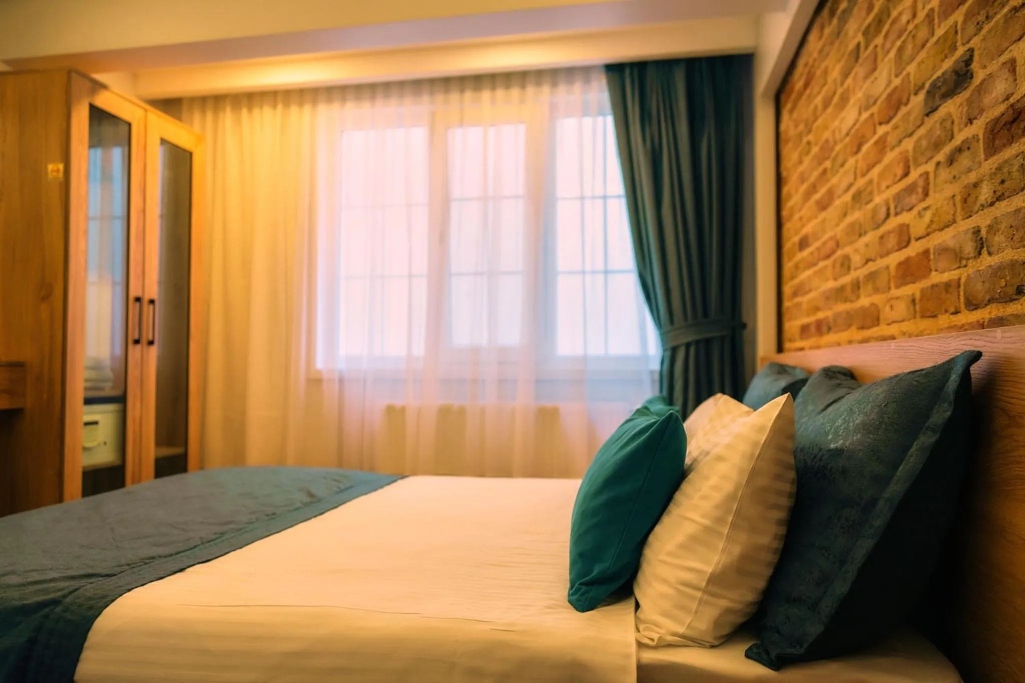 Bed in Taksim Santa Lucia Hotel