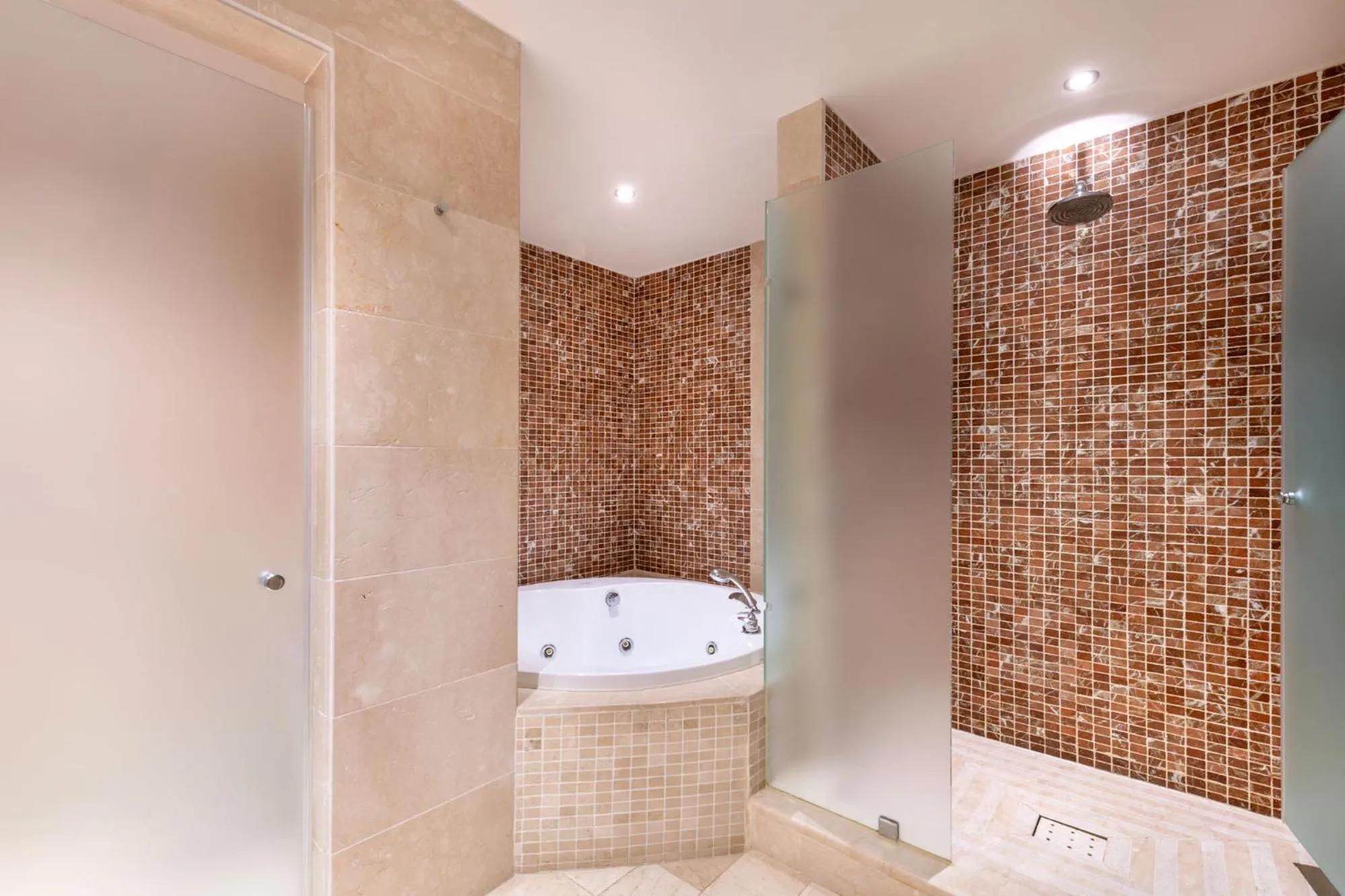 Bathroom in Grand Hotel Las Dunas