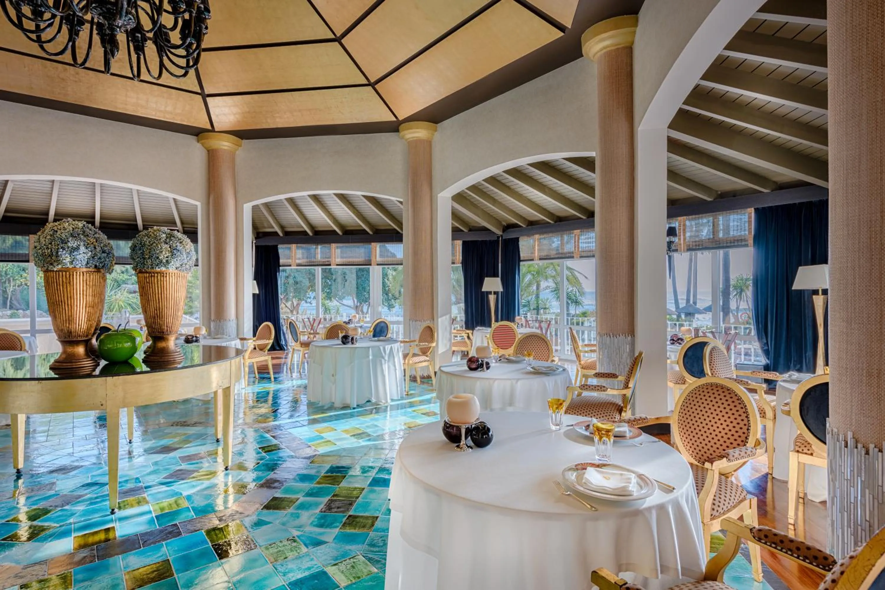 Property building in Grand Hotel Las Dunas