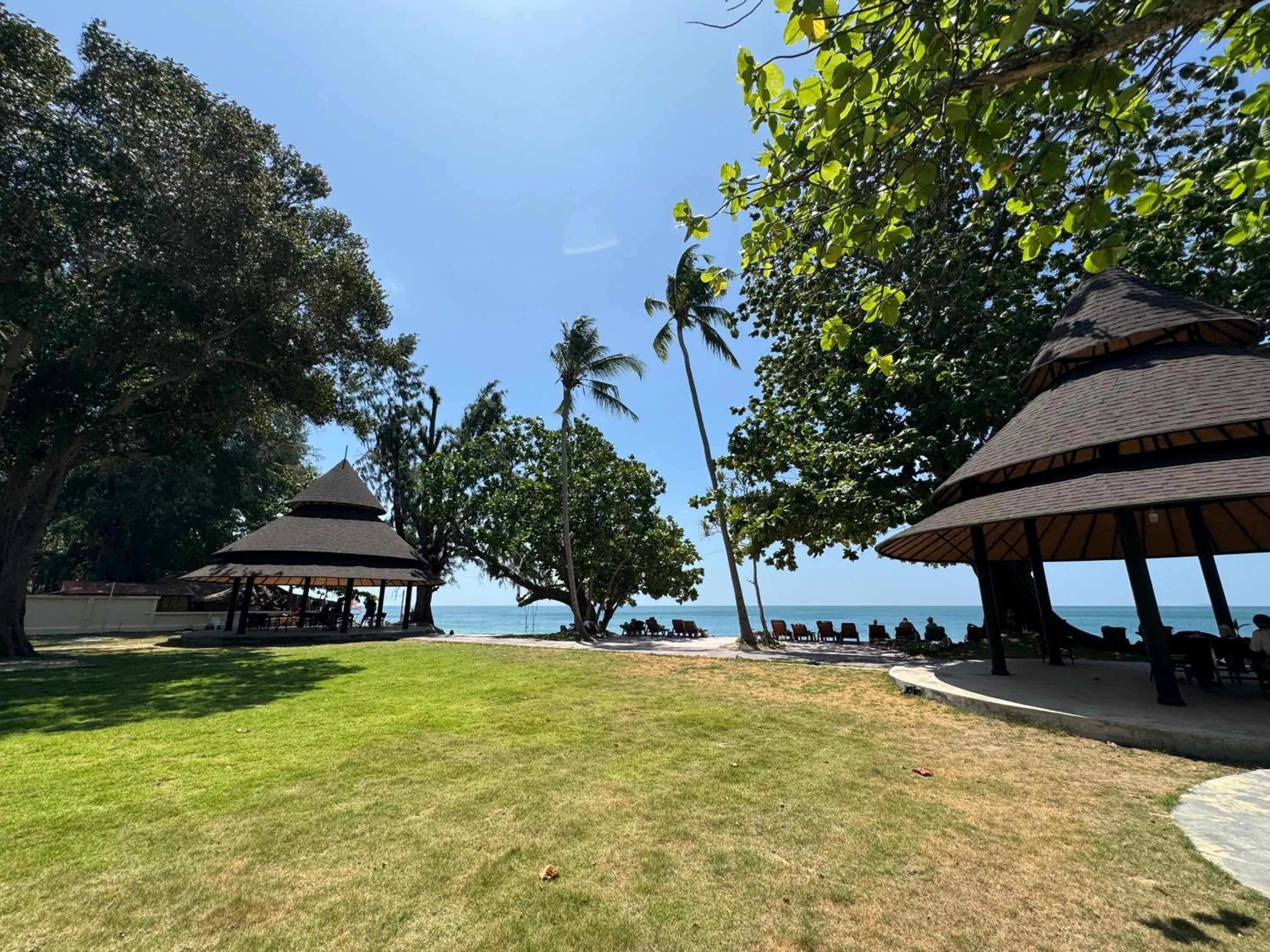 Beach in Hotel and Beach Bungalow at Lanta Resort