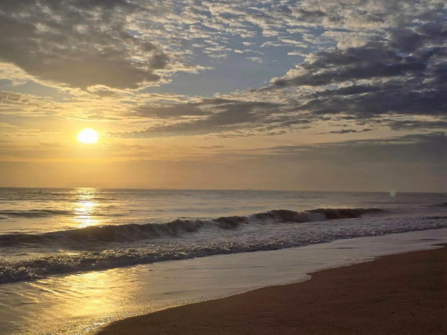 Beach in Hotel and Beach Bungalow at Lanta Resort