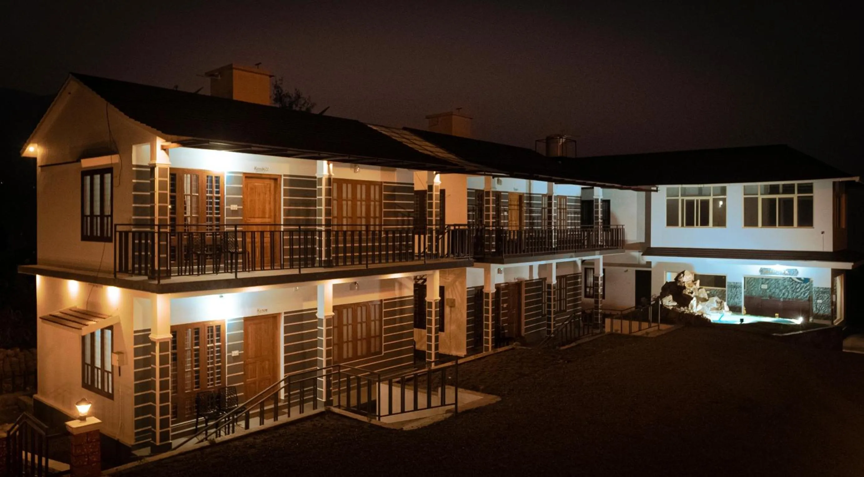 Facade/entrance in Moon Wings Mountain Resort, Kanthalloor