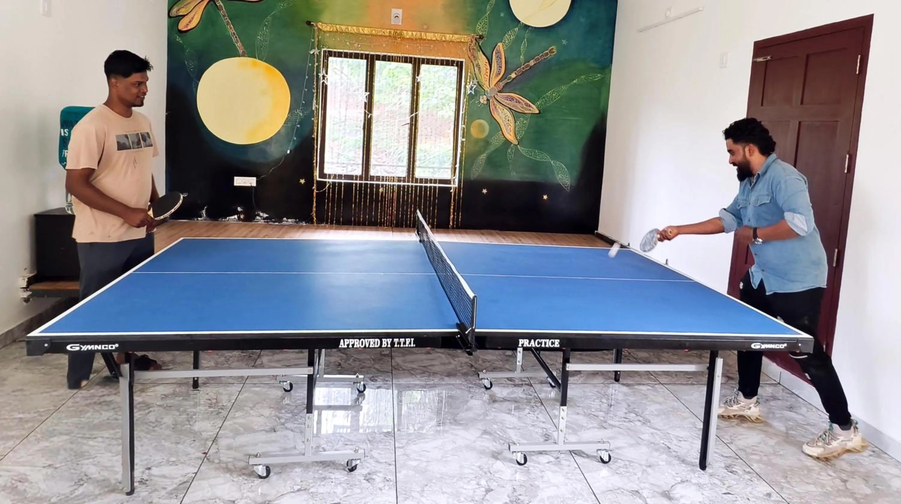 Table tennis in Moon Wings Mountain Resort, Kanthalloor