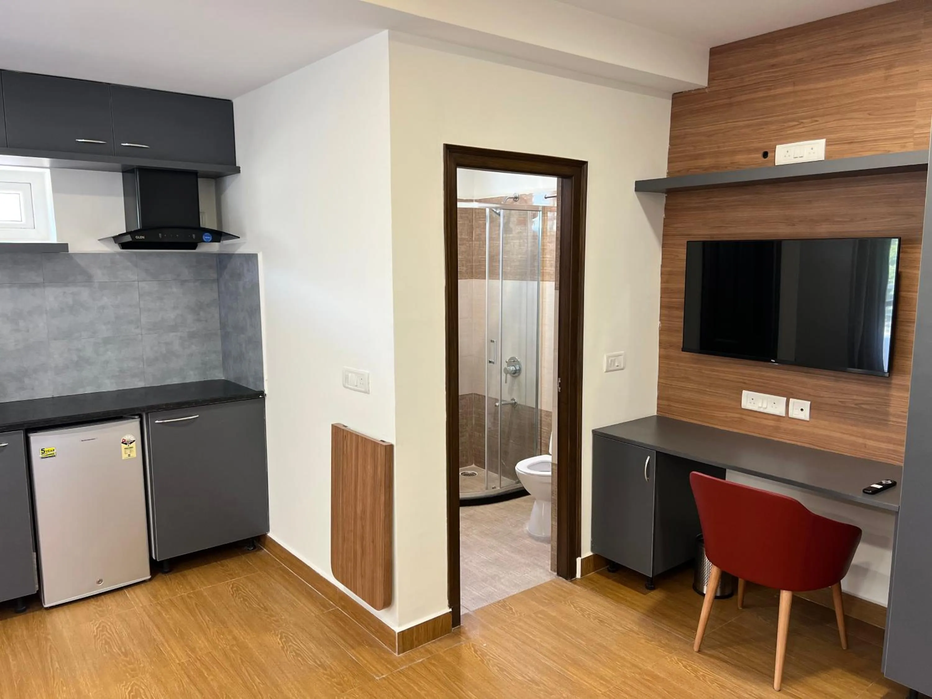 Palladium Luxury Suites Financial District Unit II