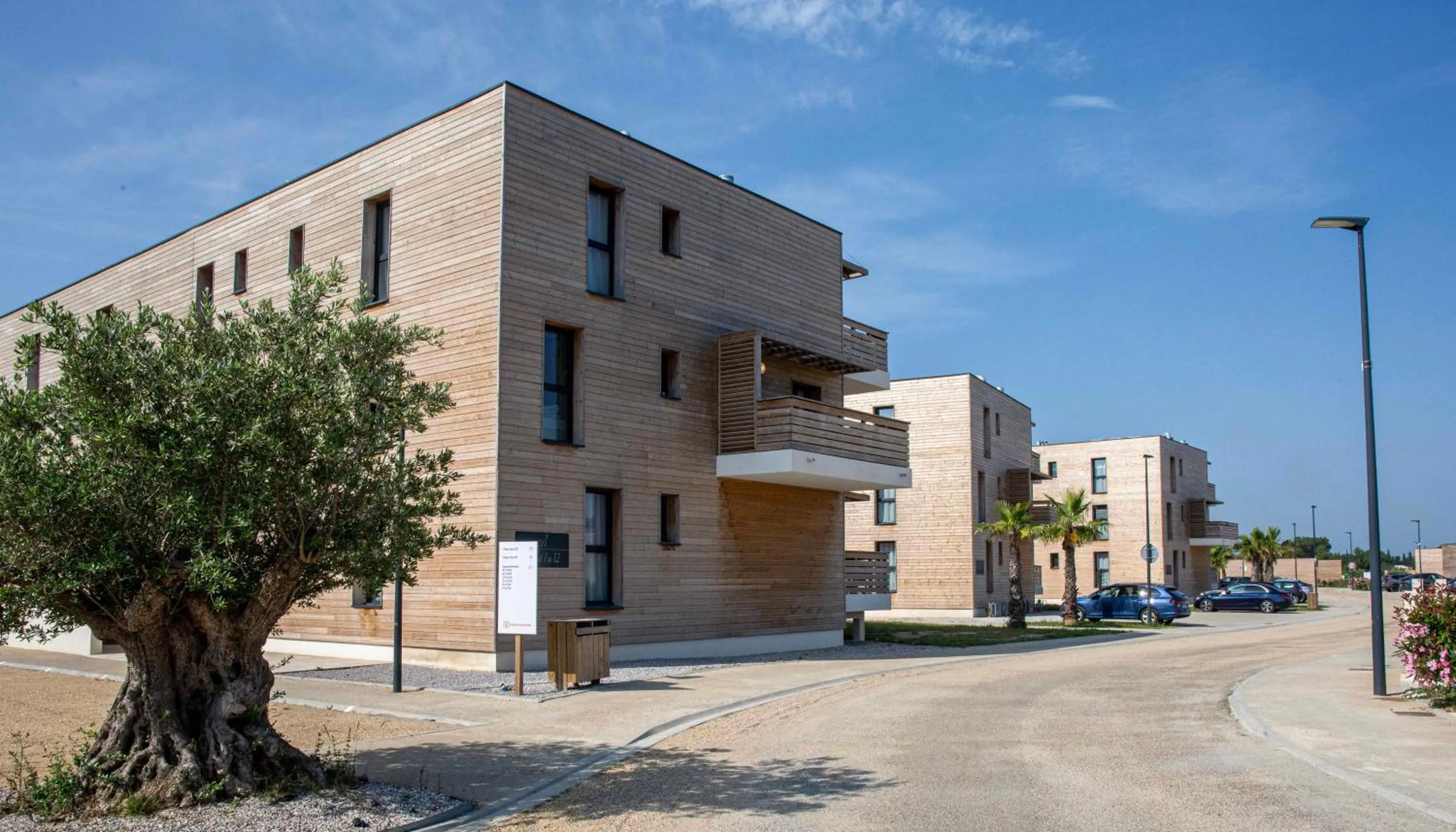 Property building in Résidence Pierre & Vacances Premium Domaine du Golfe du Lion