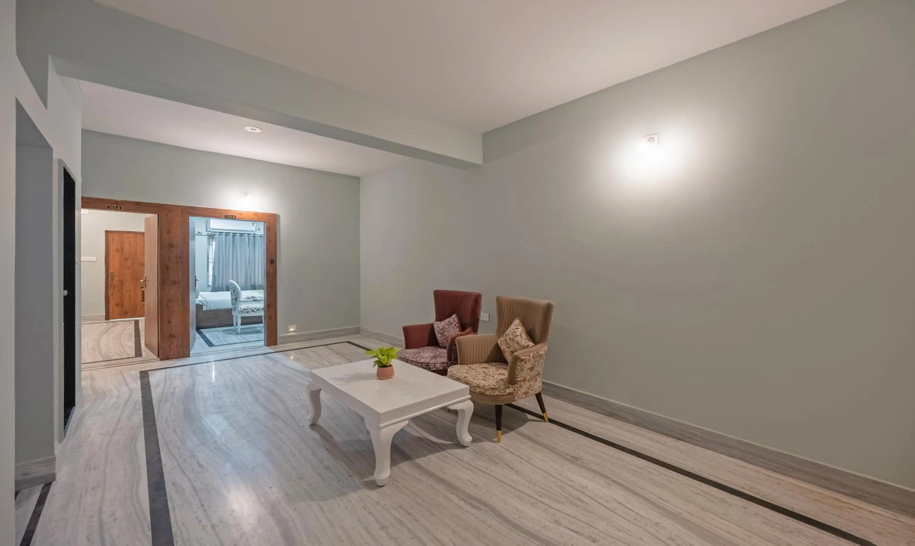 Seating area in Itsy Hotels Greenland Jungle View