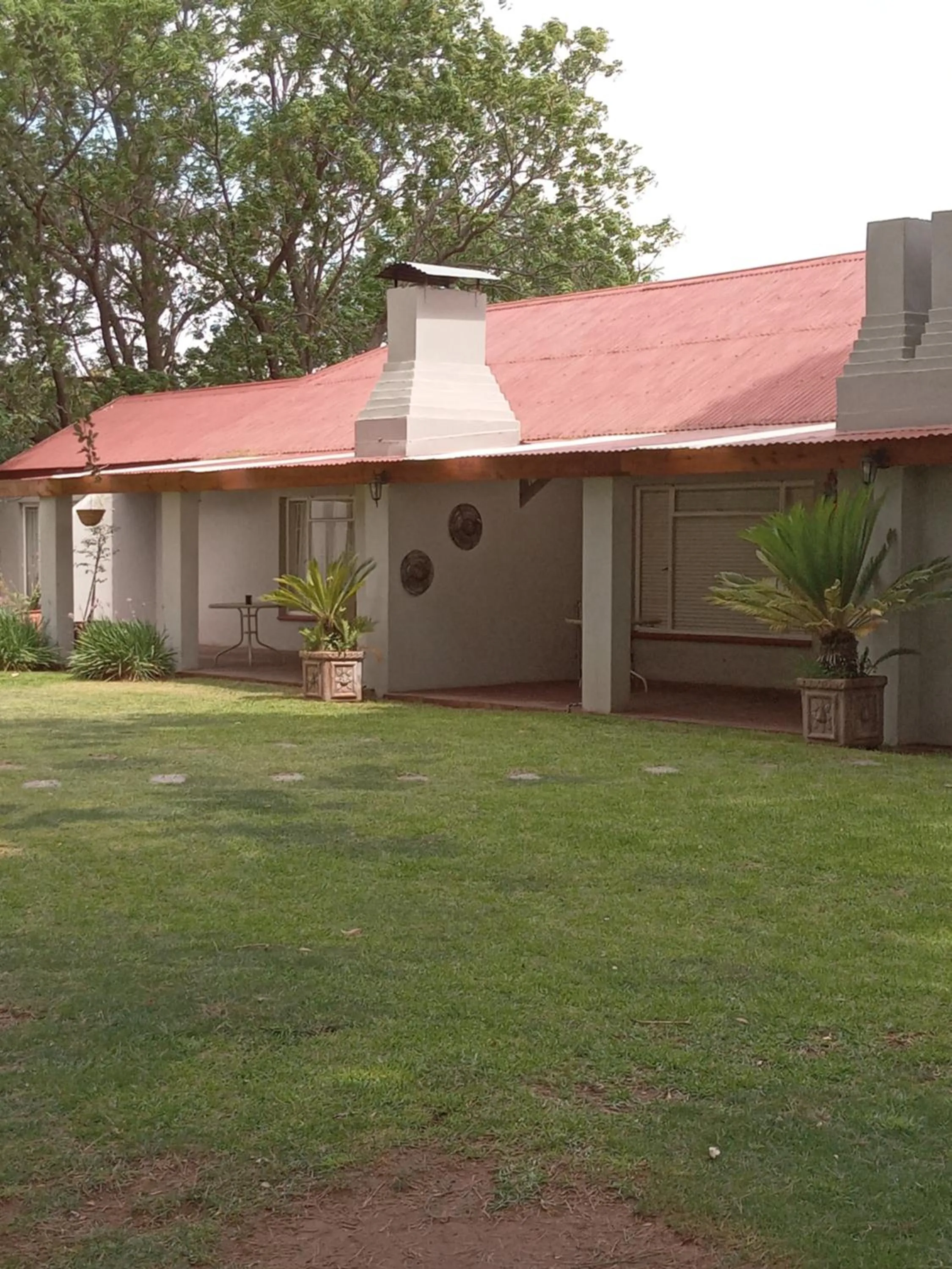 Garden in A Cherry Lane Self Catering and B&B