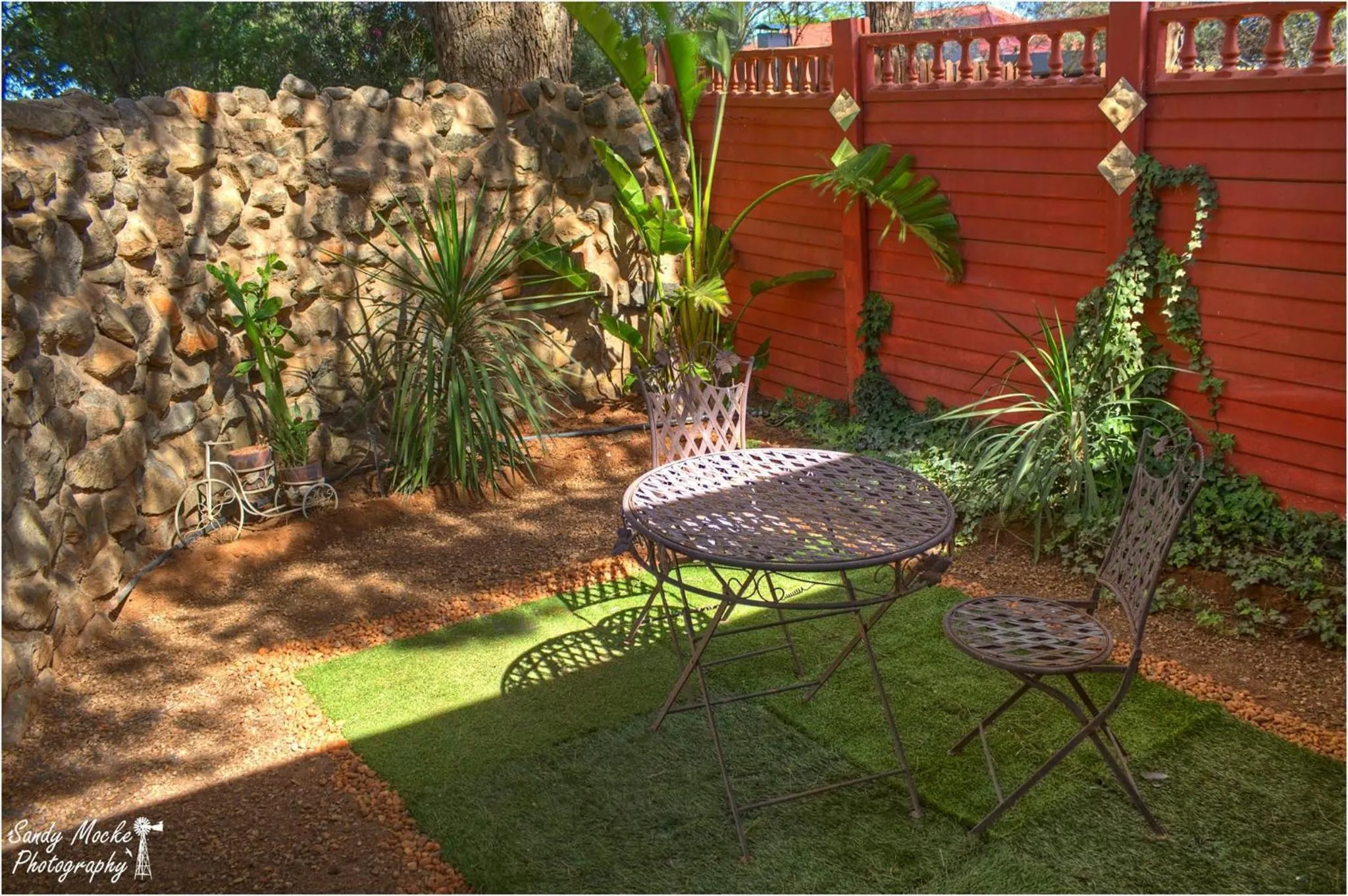 Garden in A Cherry Lane Self Catering and B&B