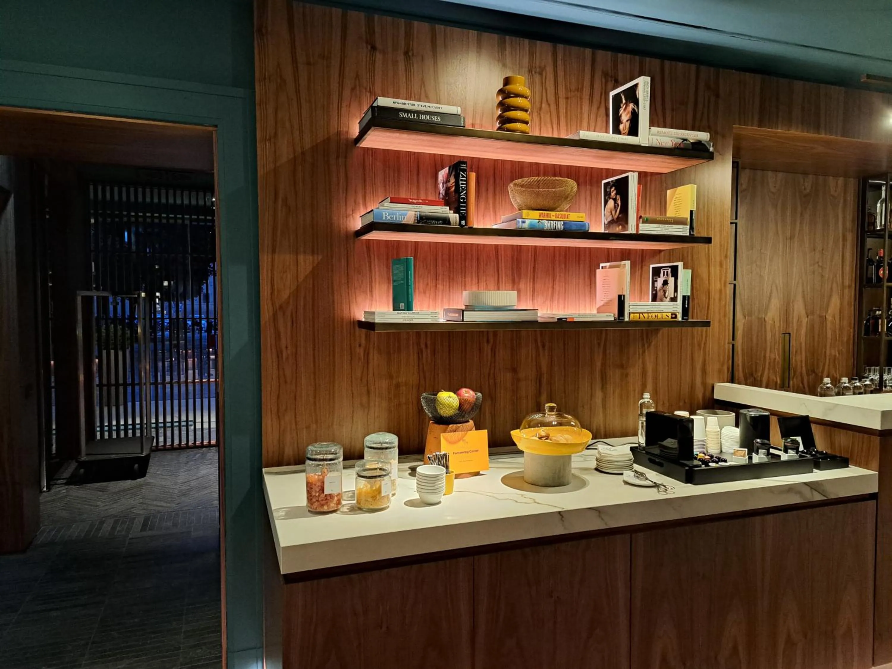 Lounge or bar in Hotel Brun