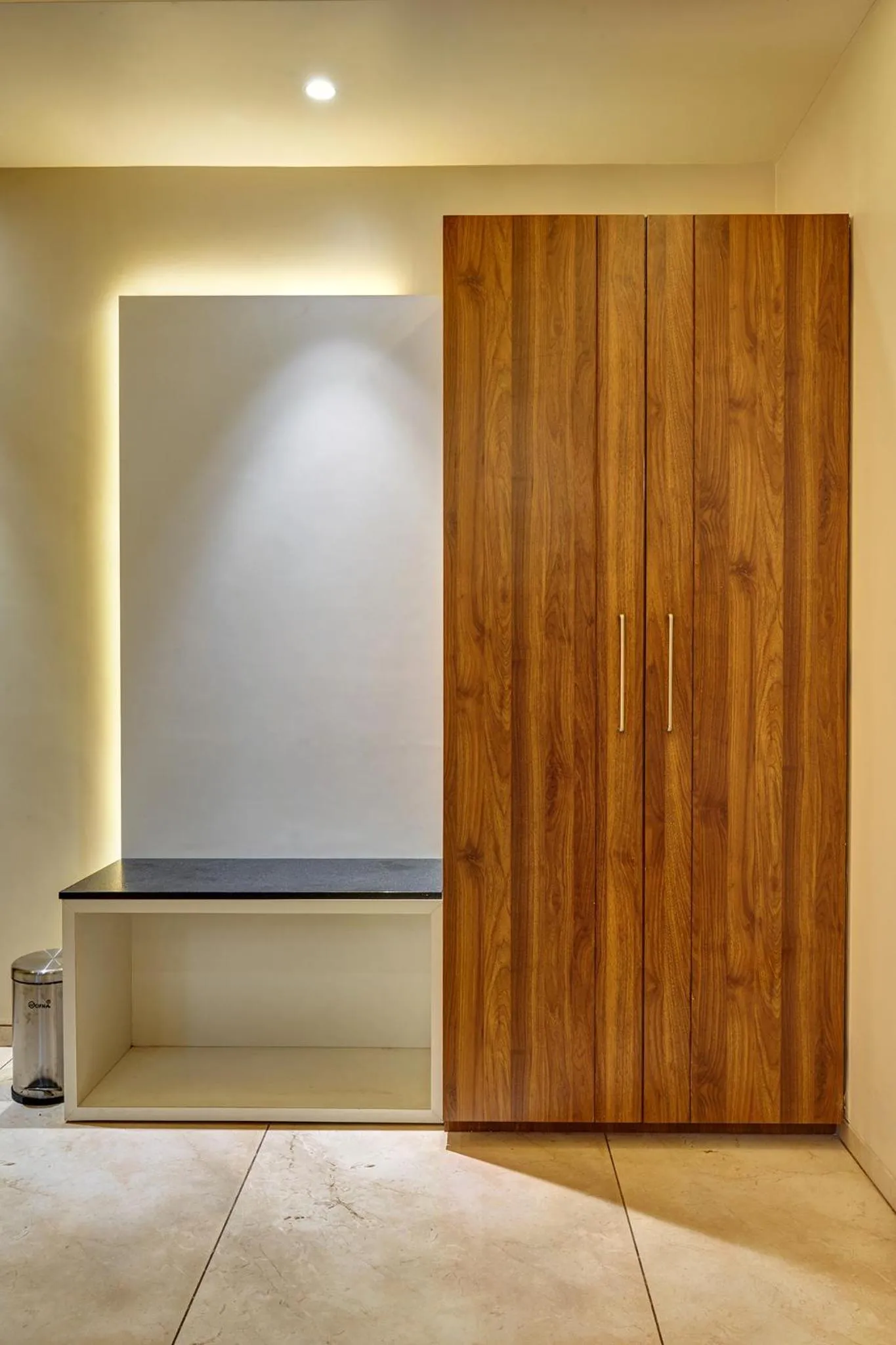 wardrobe in Hotel Swamini Kolhapur