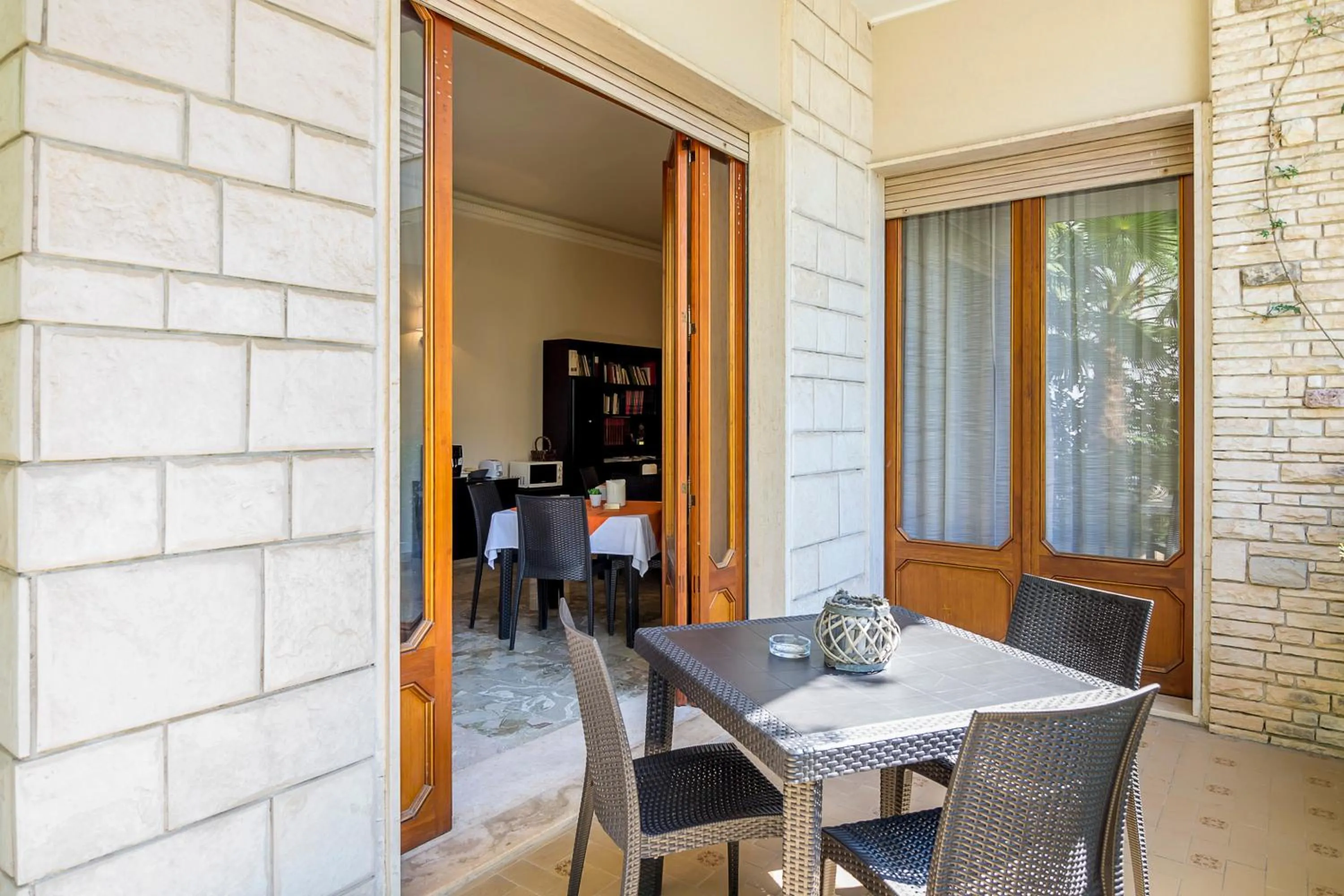 Balcony/Terrace in Villa Lazzari B&B Tra i due Mari