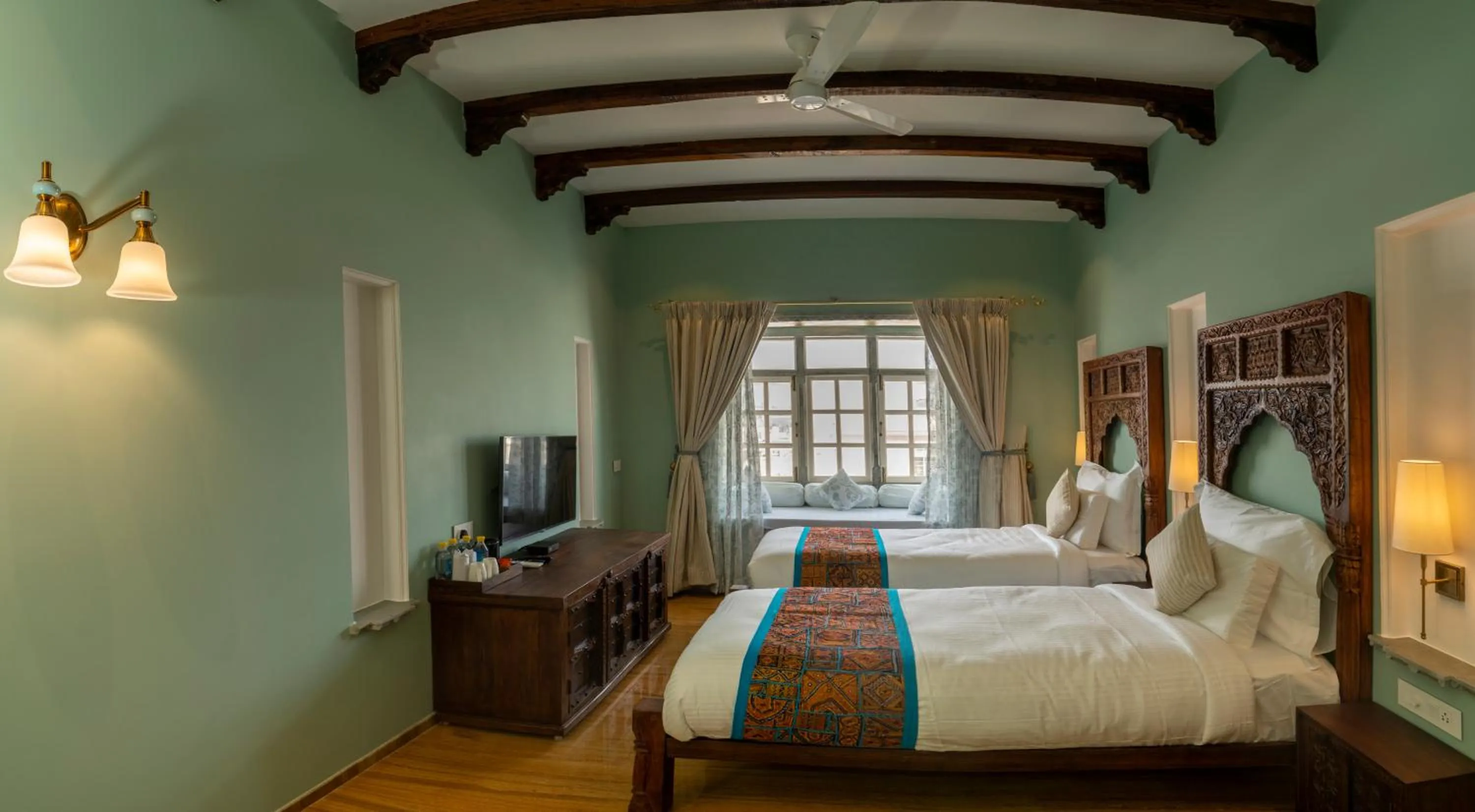 Bed in Khamma Ghani A Boutique Hotel