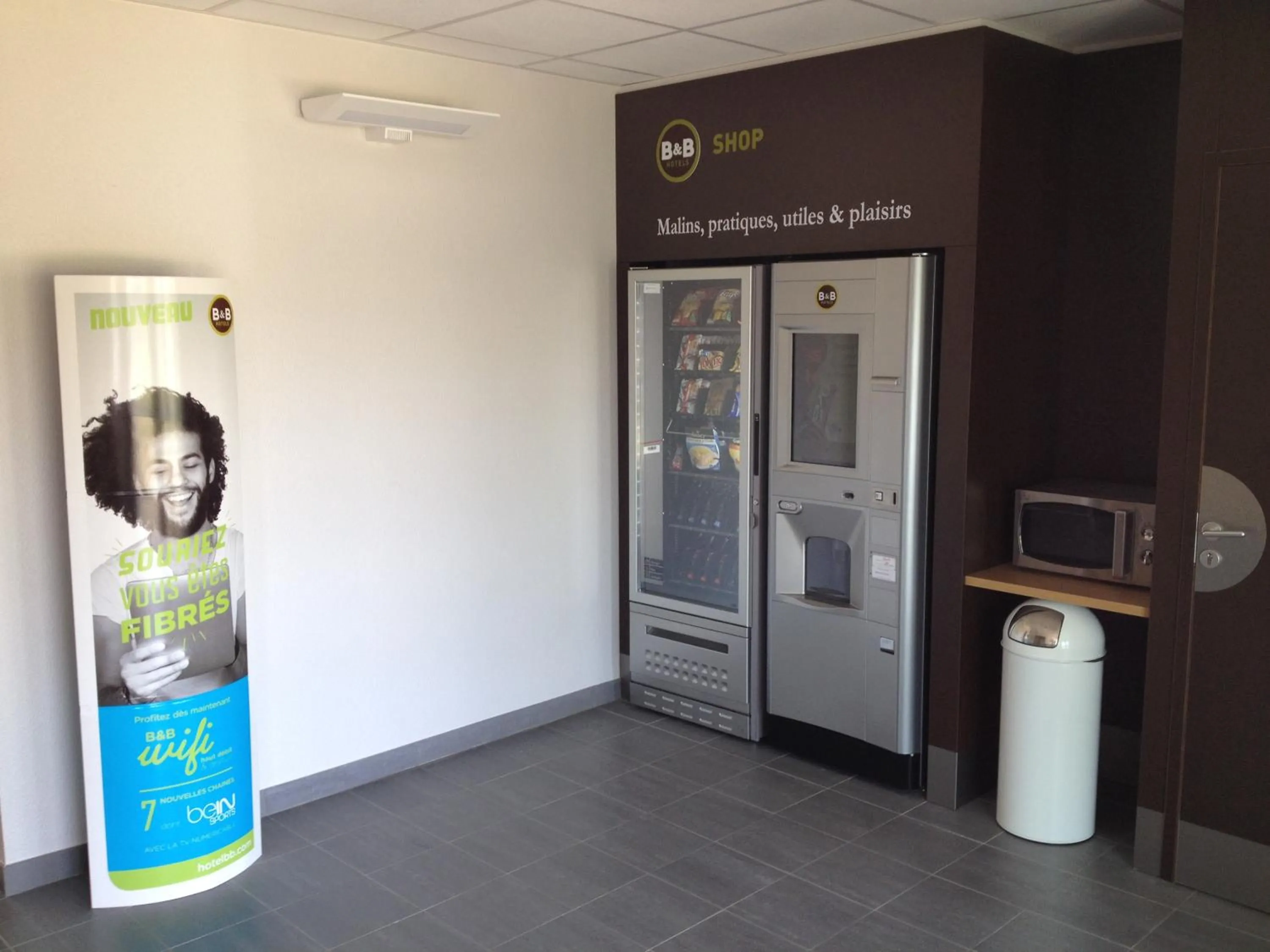 Decorative detail in B&B HOTEL Lyon Eurexpo Chassieu