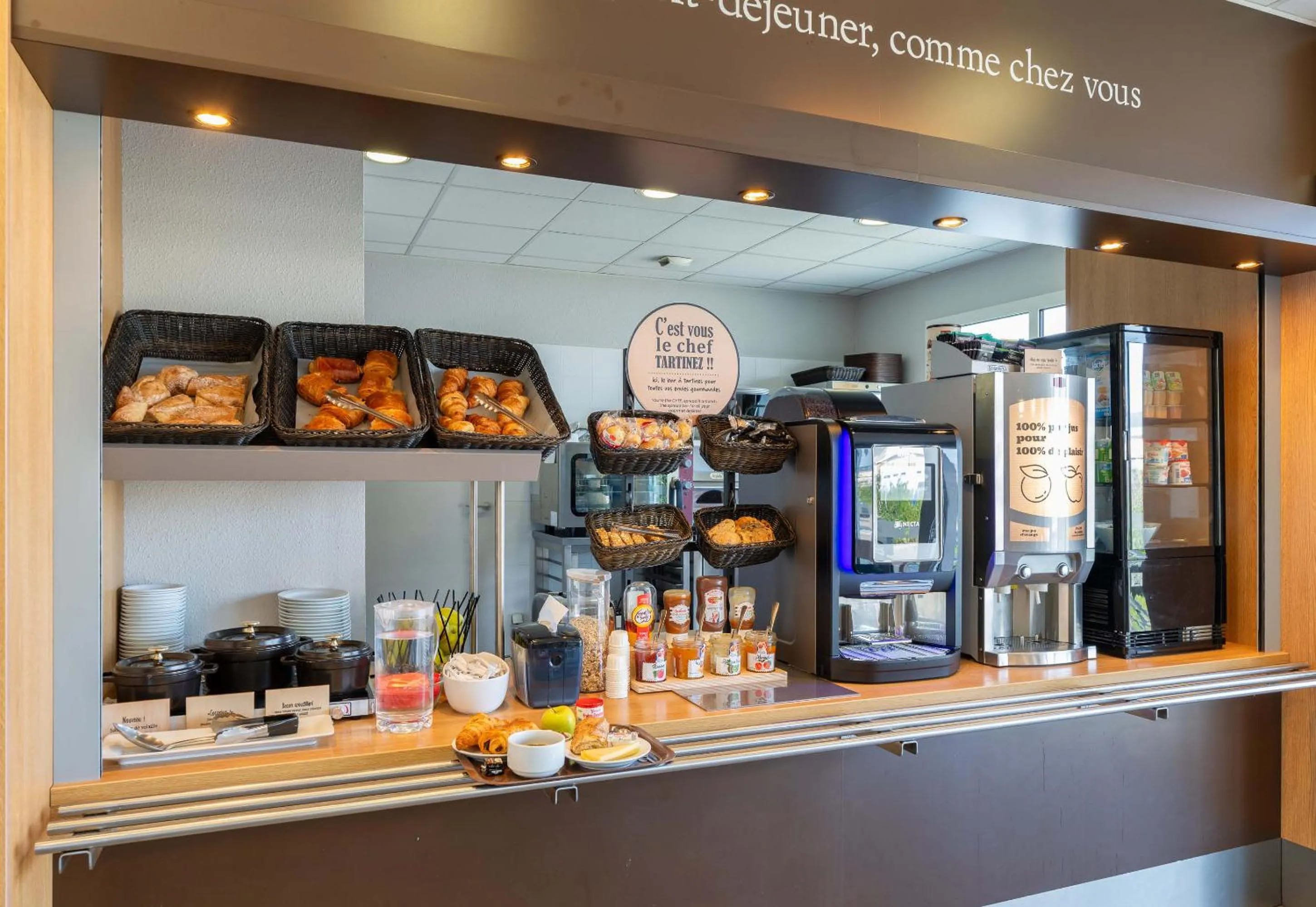 Breakfast in B&B HOTEL Lyon Eurexpo Chassieu