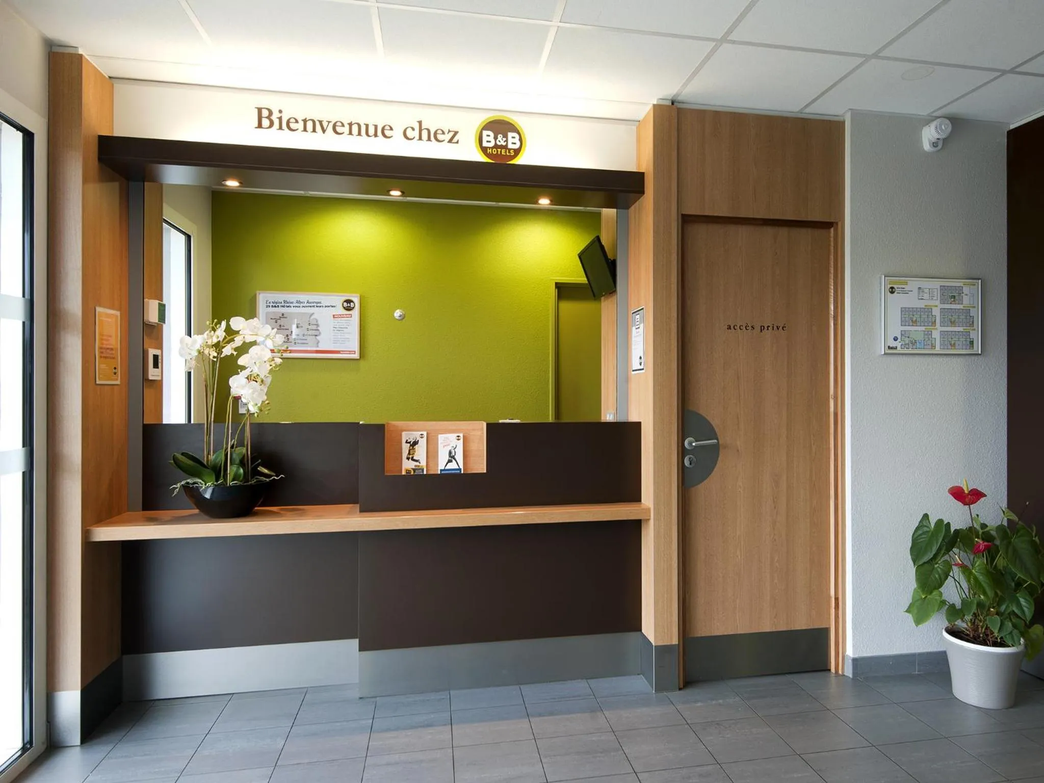 Lobby or reception in B&B HOTEL Lyon Eurexpo Chassieu