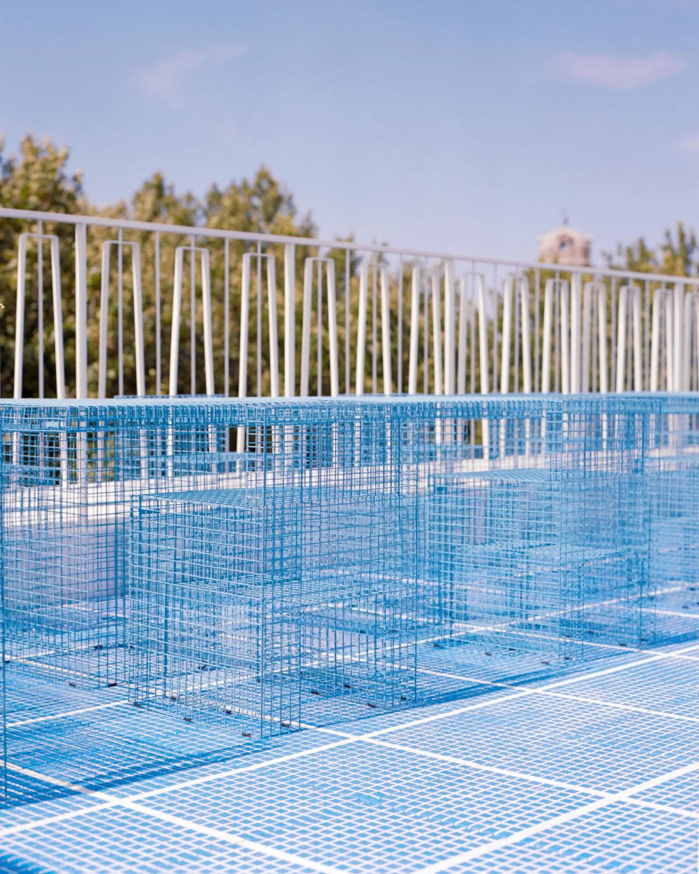 Patio in Hôtel Présent - Entrée autonome, réception en ligne - Encore Mieux