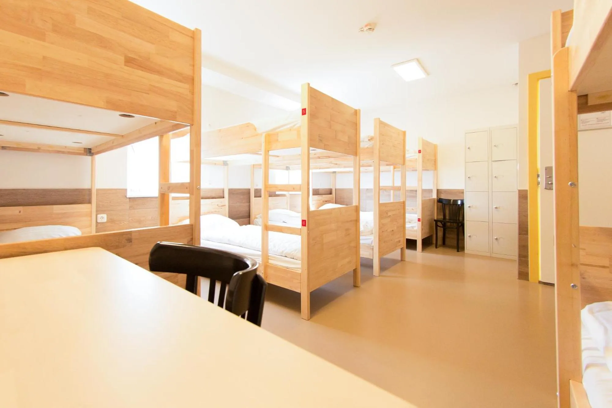 Bed in Hotel The Globe