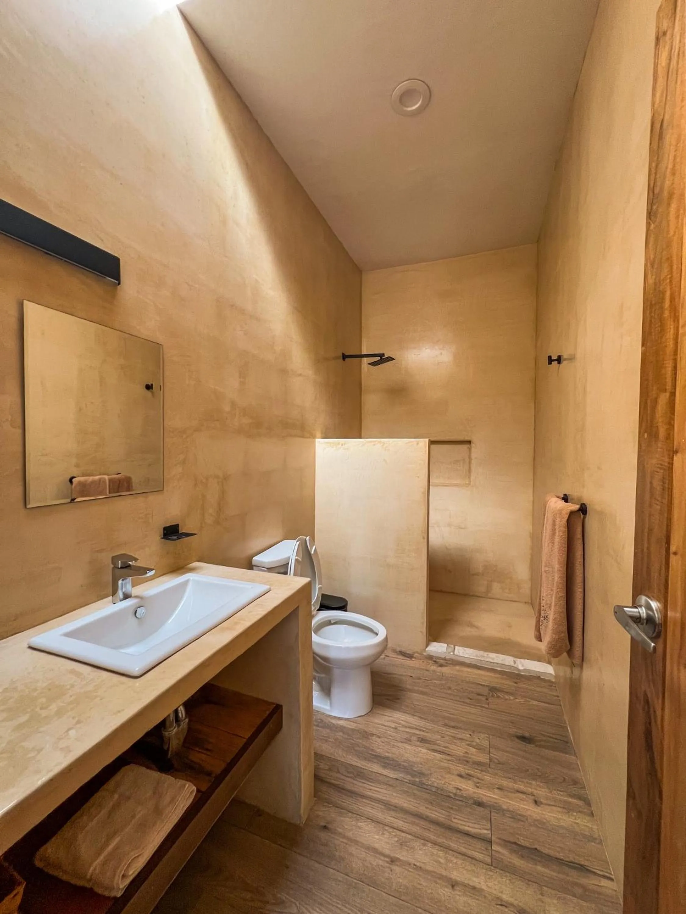 Yax Kiin Casa Boutique