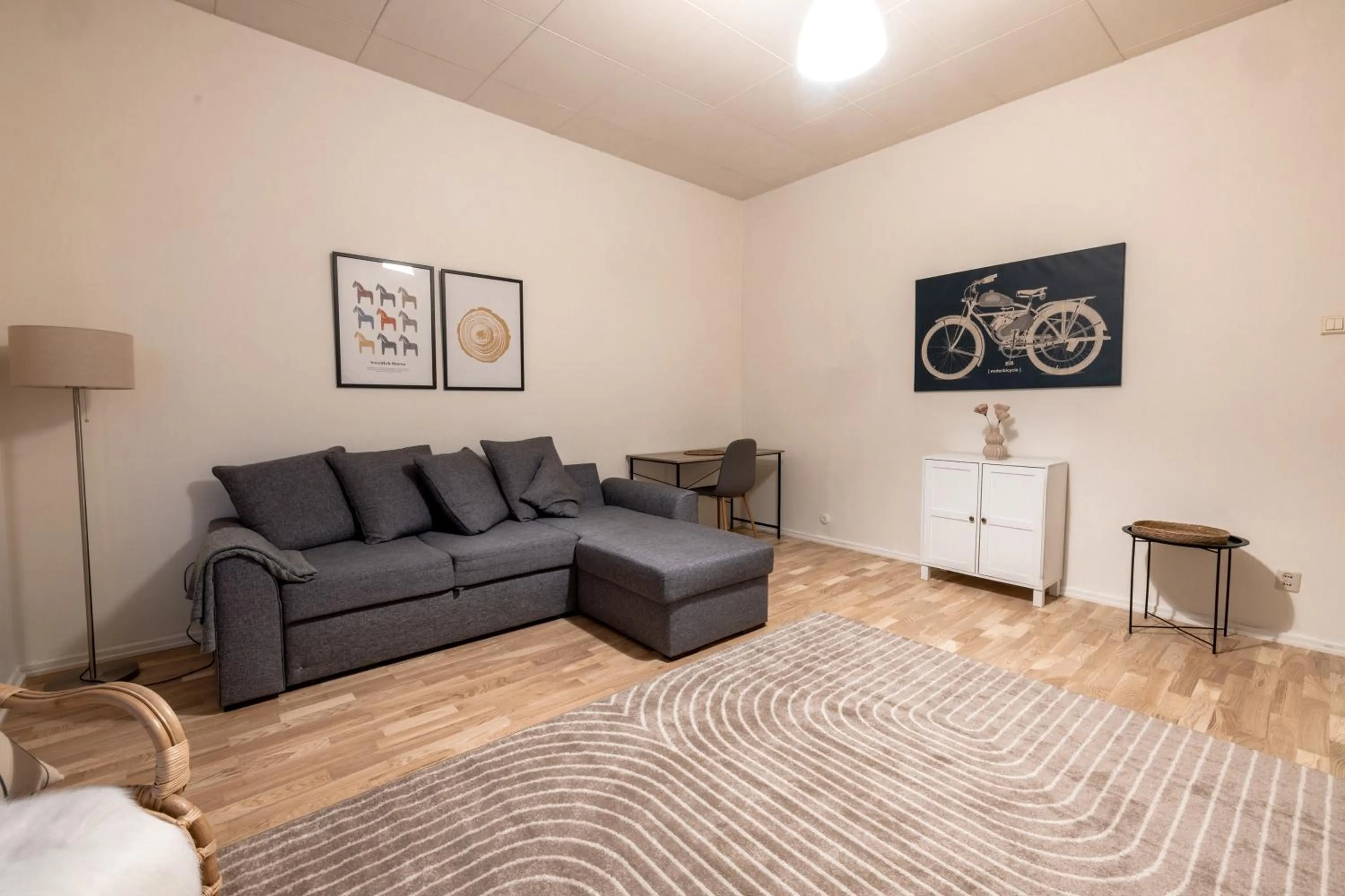 Living room in 2ndhomes Central & Cozy 1 BR Apartment in Kaisaniemi