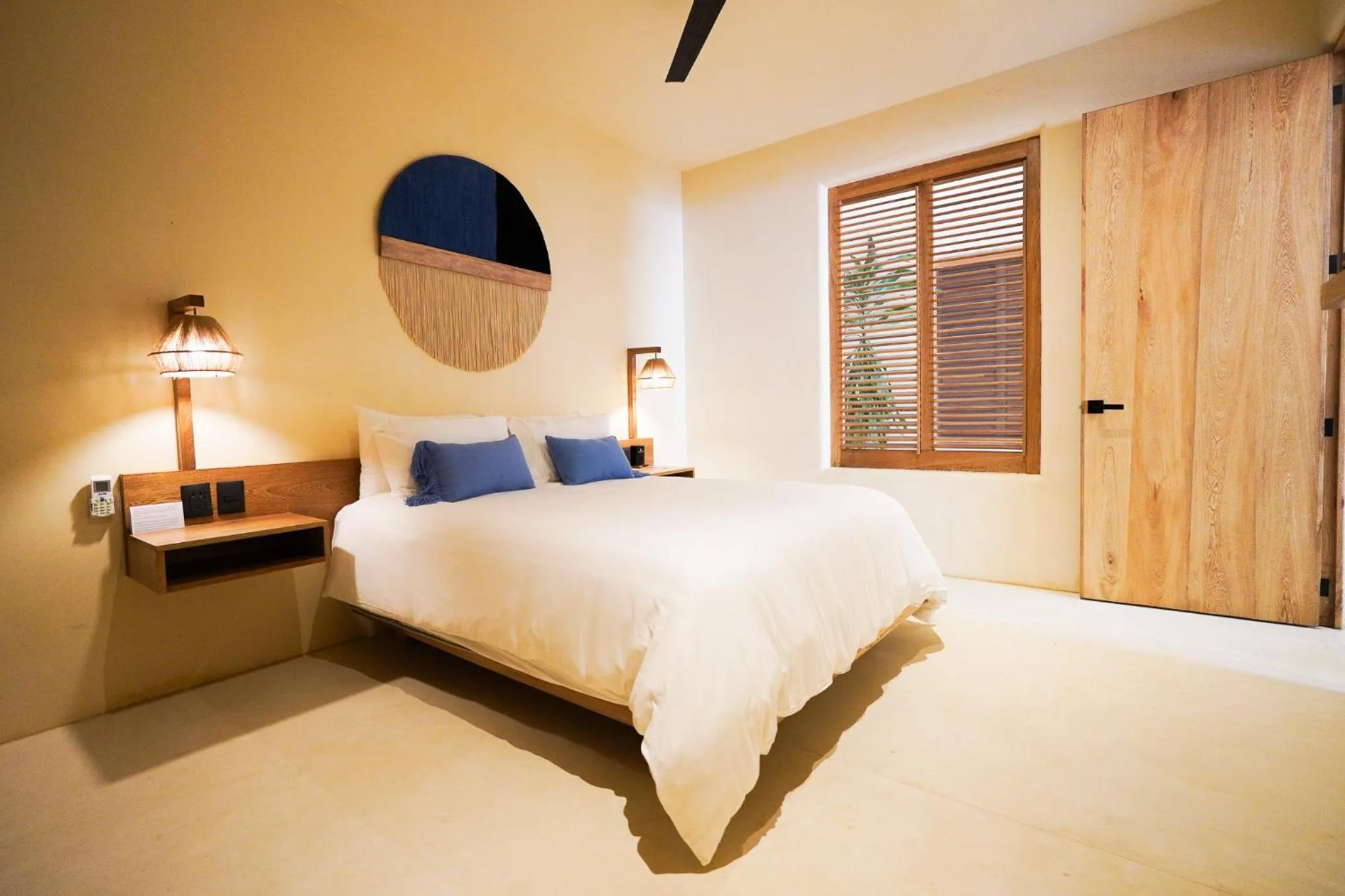 Bed in Casa Borka LUXURY FULLY FURNISHED BEACH CONDOS WITH POOL