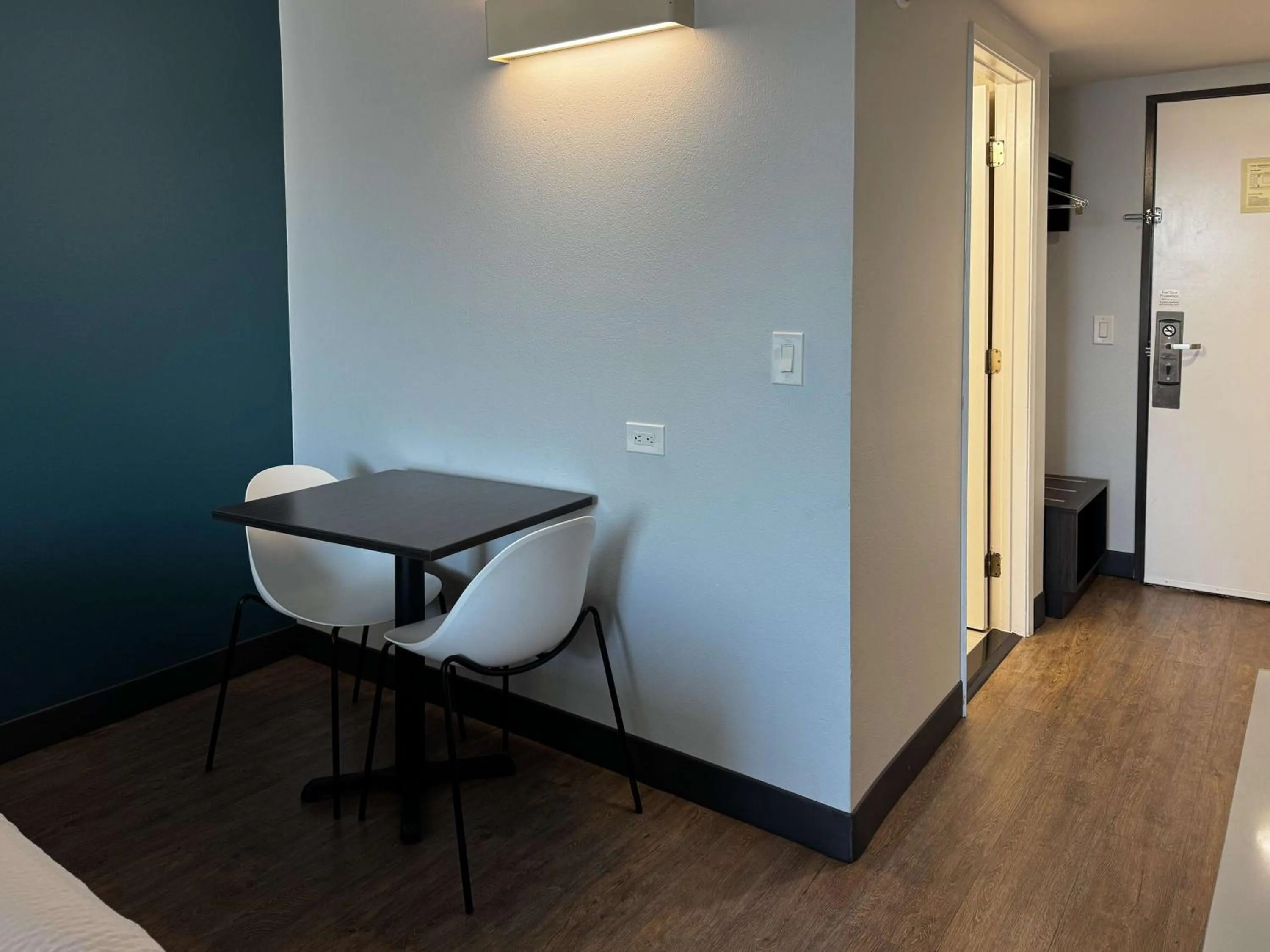 Photo of the whole room in Studio 6 Suites Carson, CA