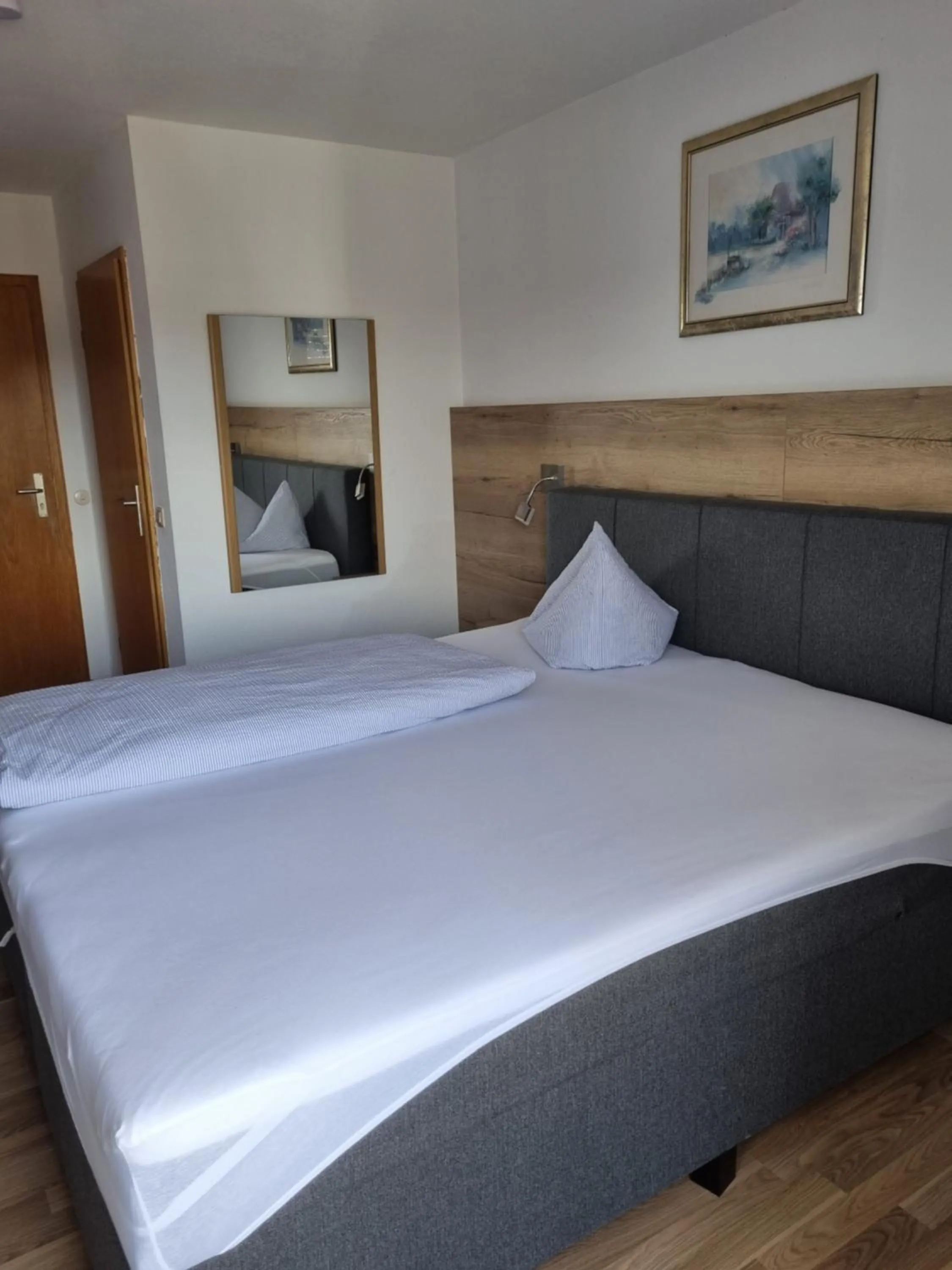 Bed in Landhotel Engel