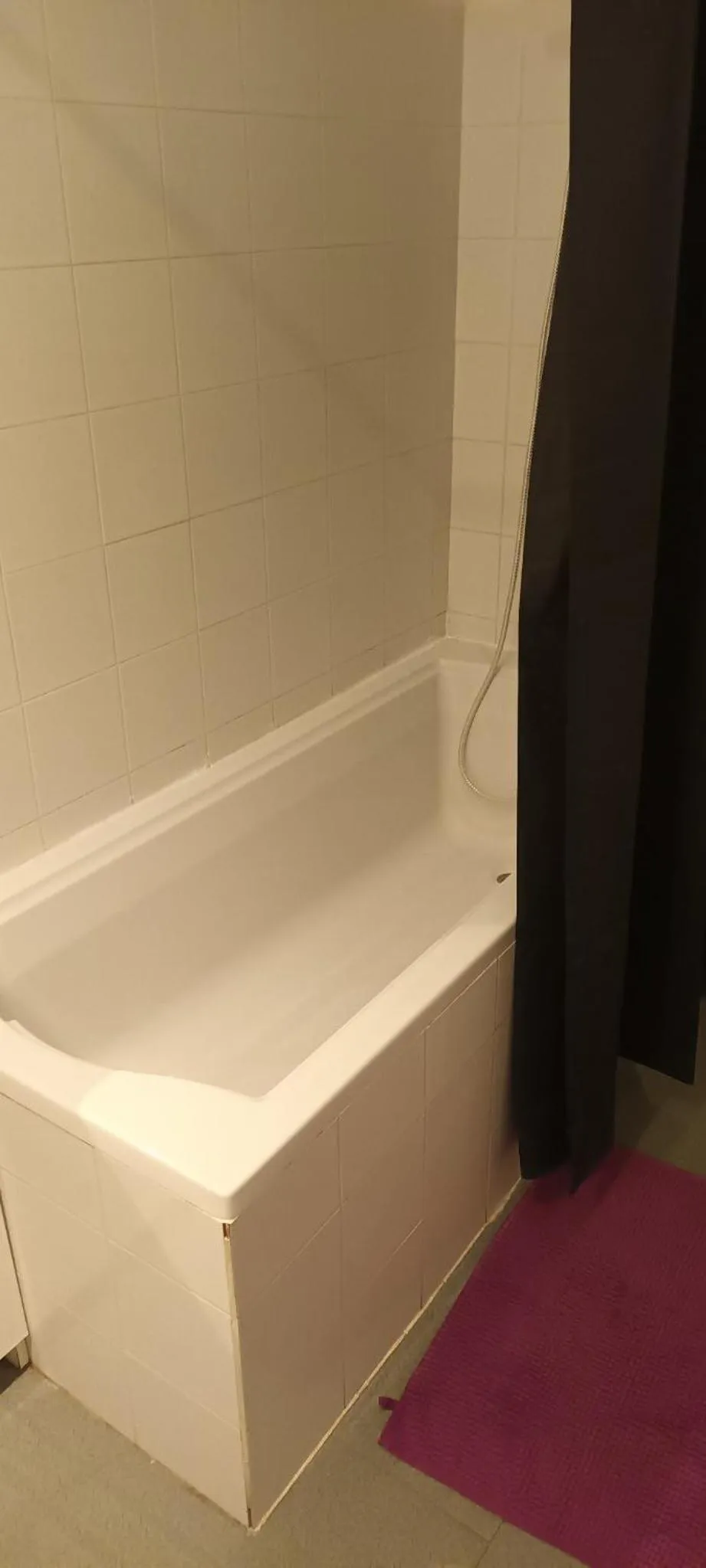 Bathroom in L'Escapade Mersoise