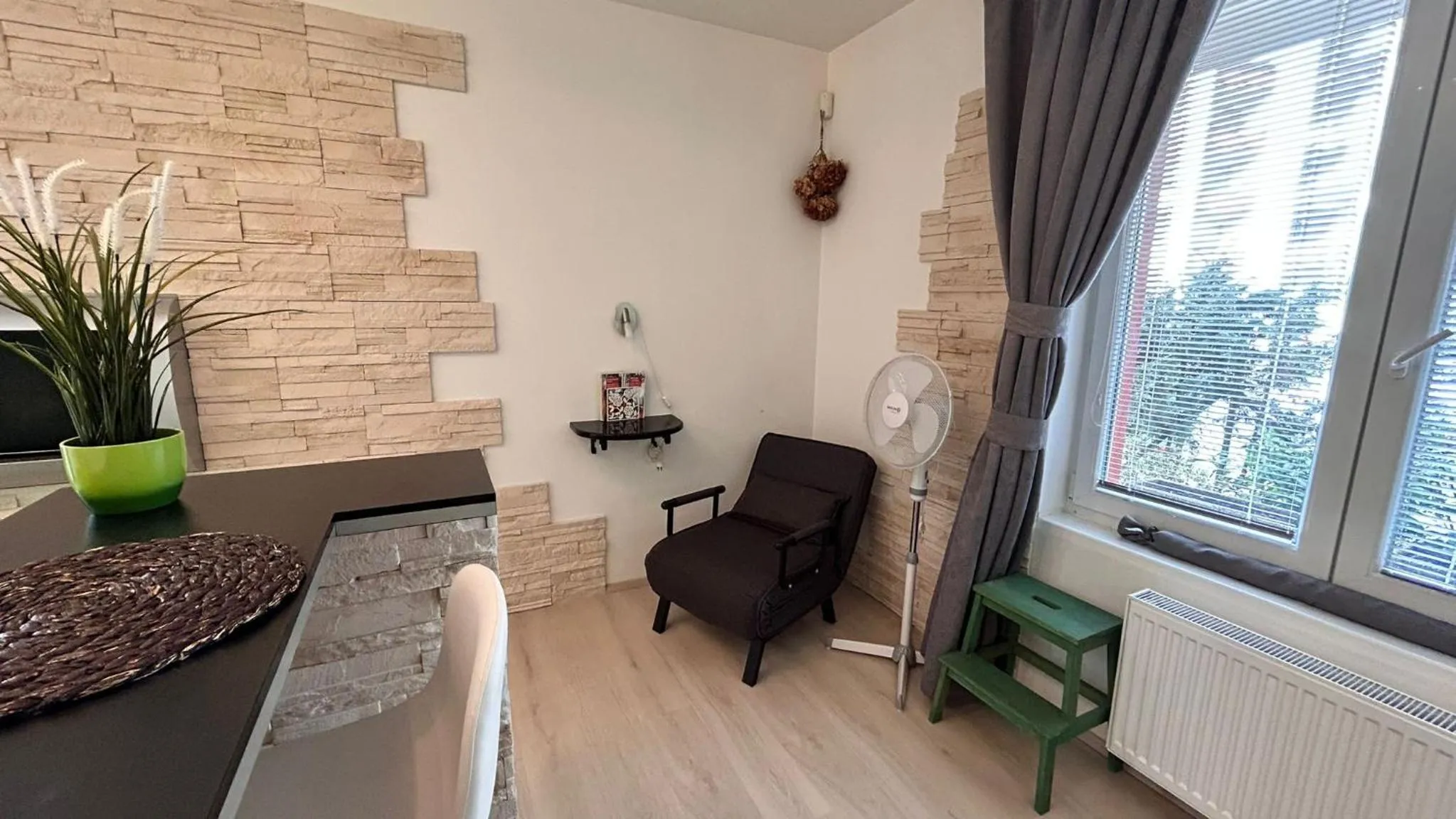 Bastien Studio near Airport