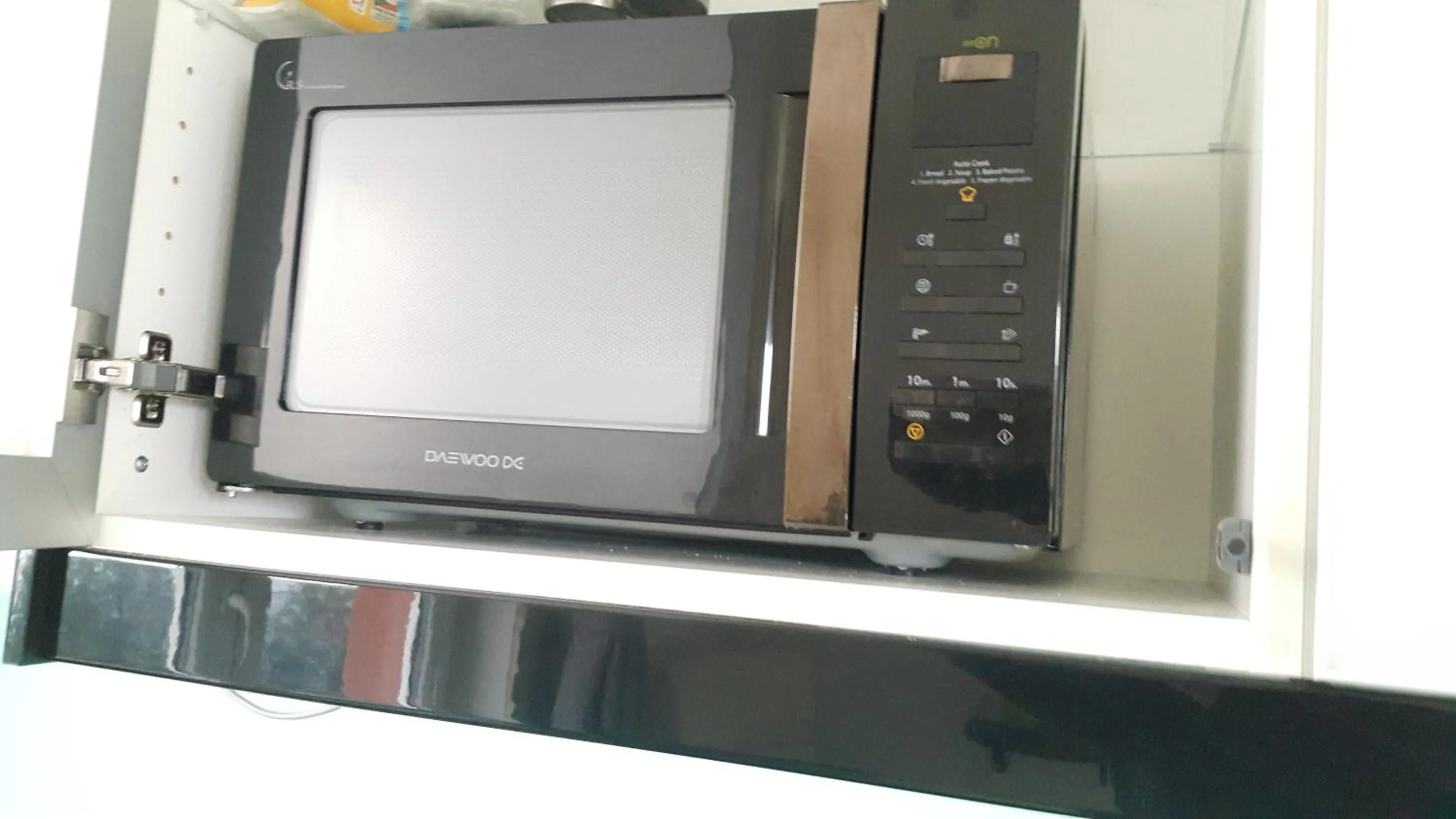 Kitchen or kitchenette in Bastien Studio near Airport