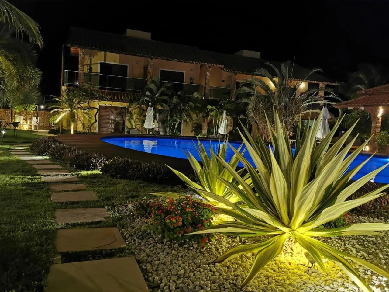 Pousada Refúgio Jardim de Canoa by Borboleta