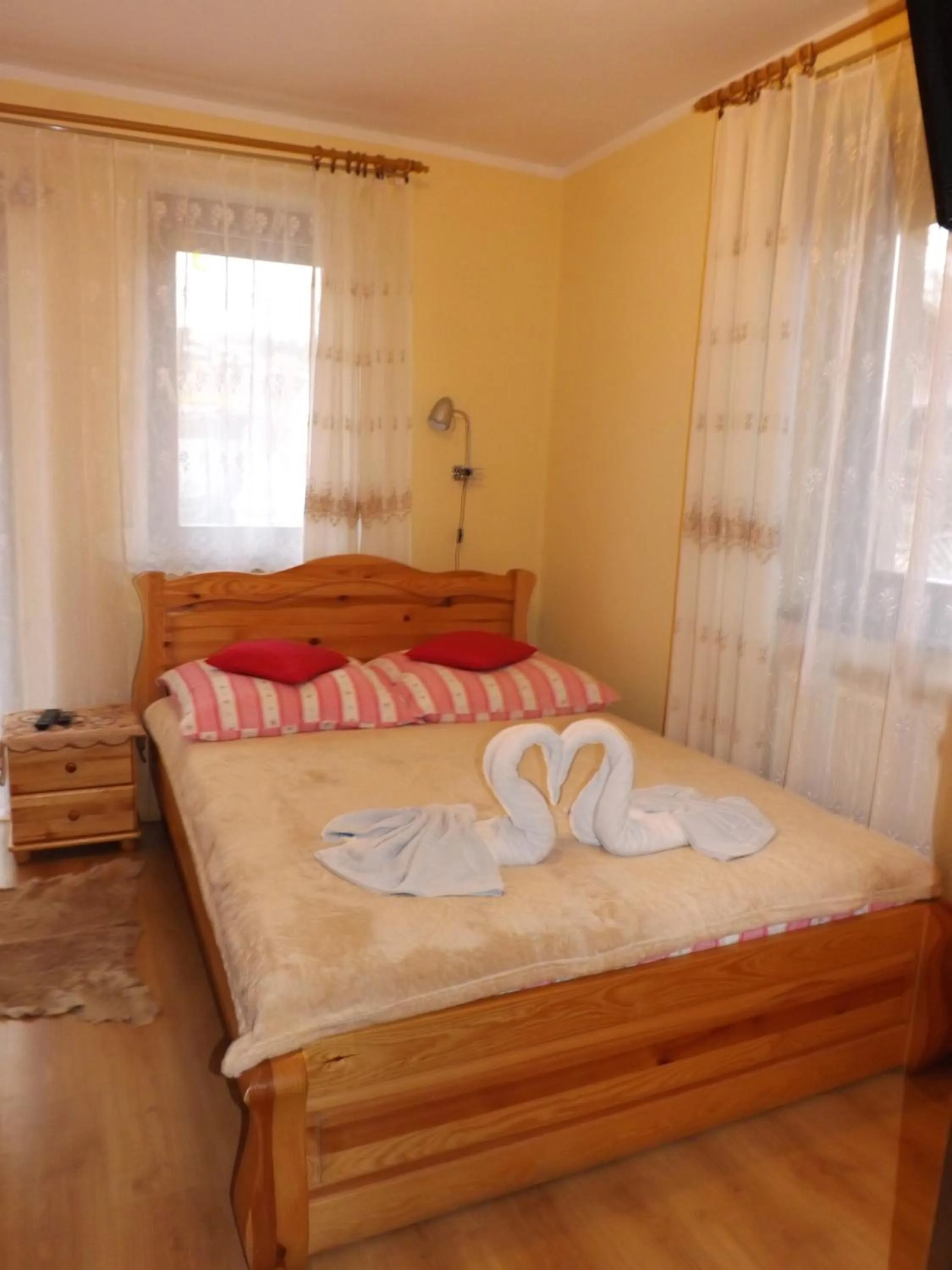 Photo of the whole room in Willa Rycerz