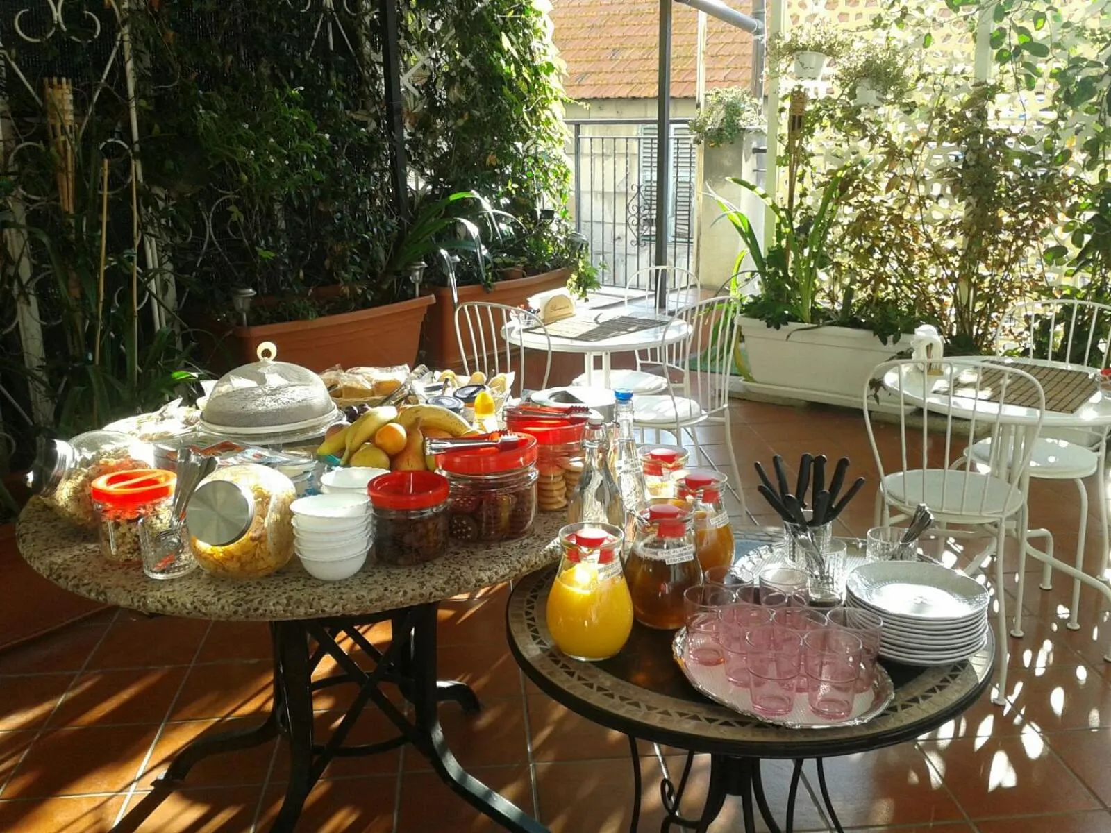 Buffet breakfast in B&B Elisir