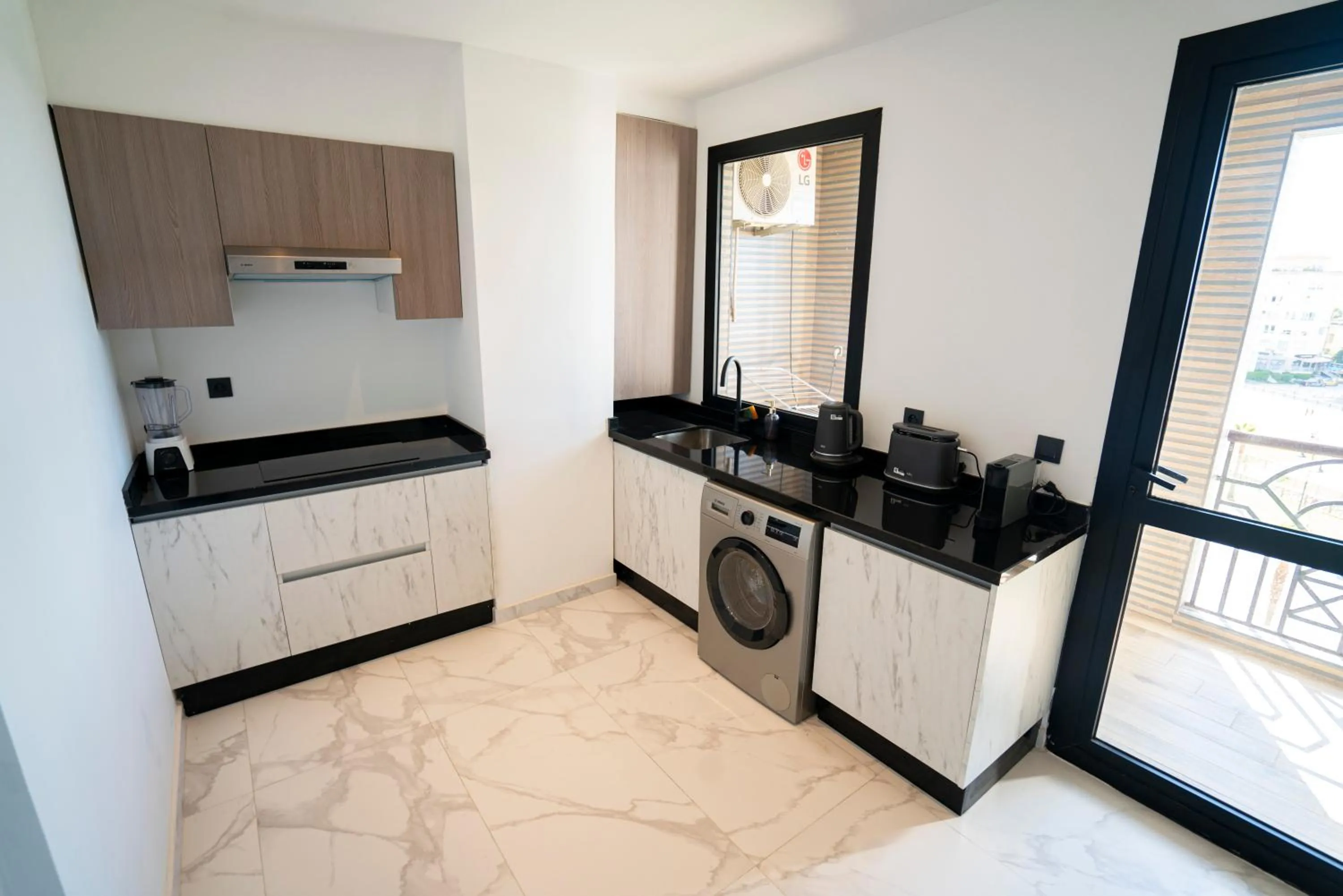 Kitchen or kitchenette in Le Rio Appart-Hotel City Center