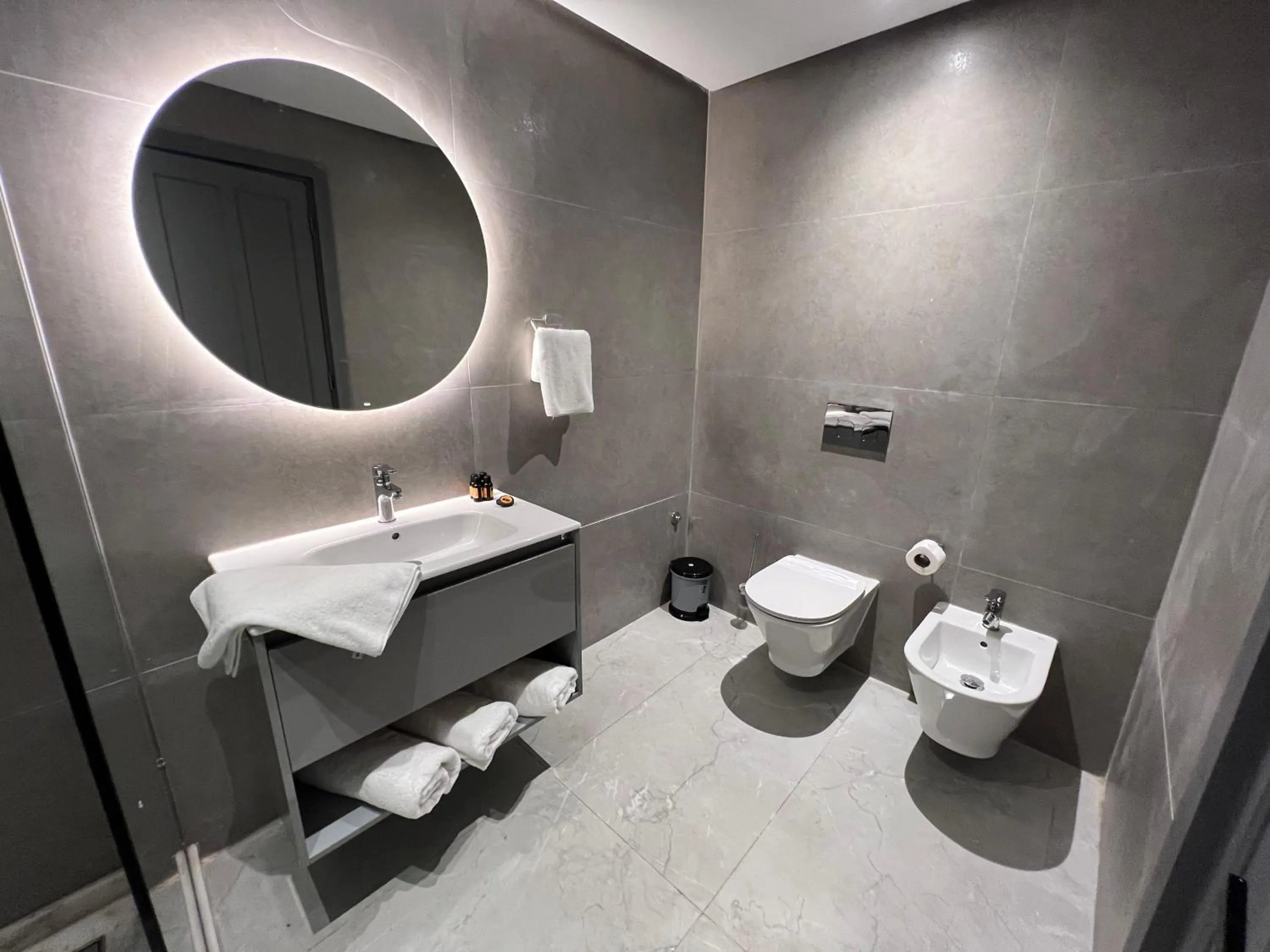 Bathroom in Le Rio Appart-Hotel City Center