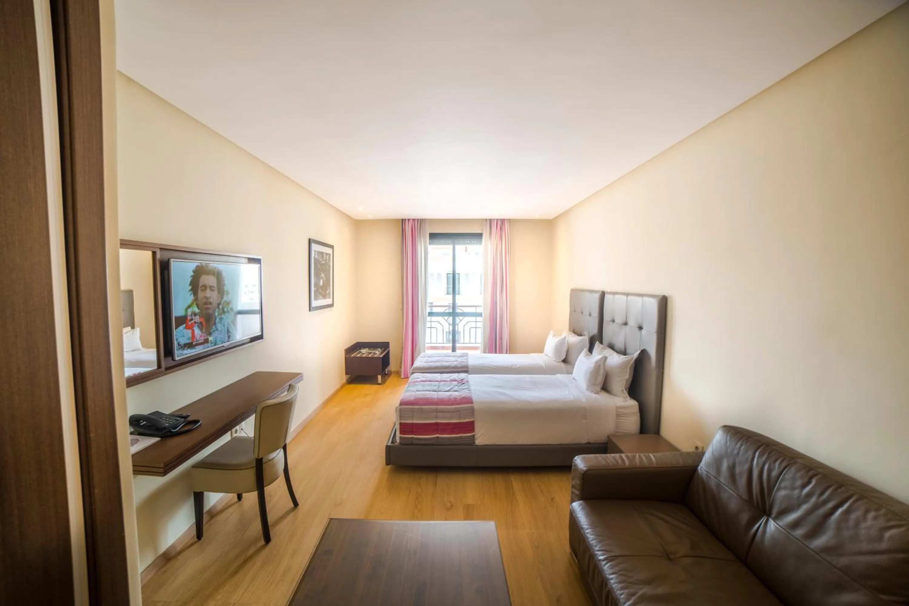 Bed in Le Rio Appart-Hotel City Center