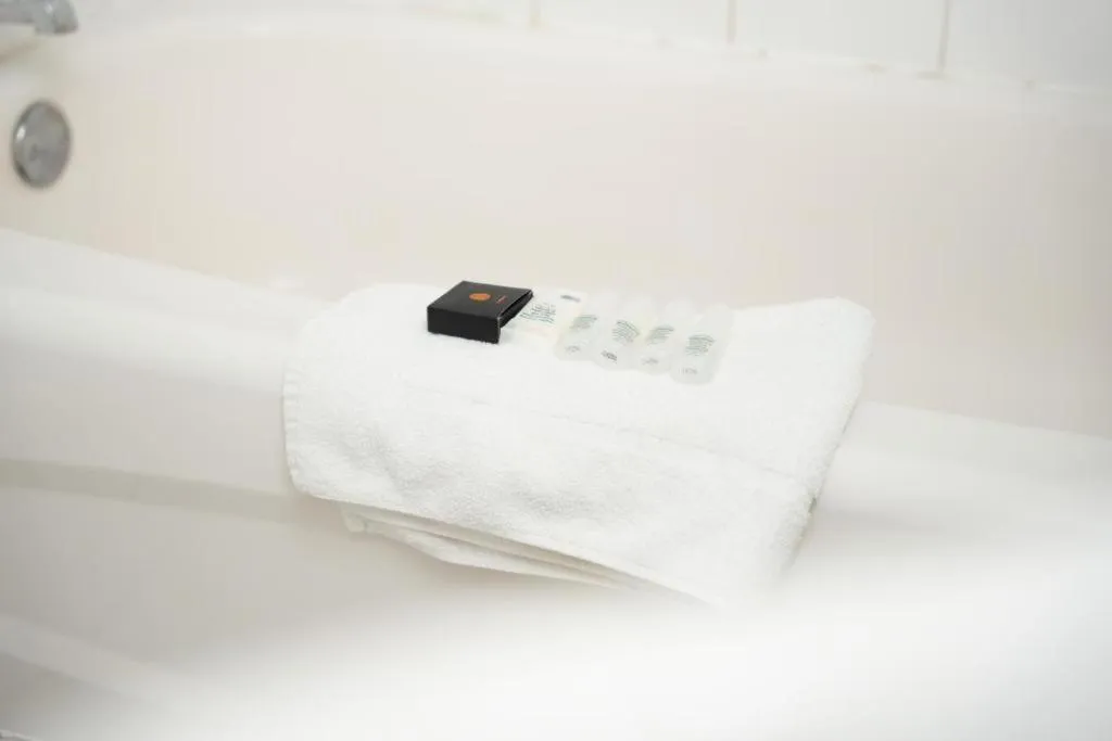 Bathroom in Midtown Inn