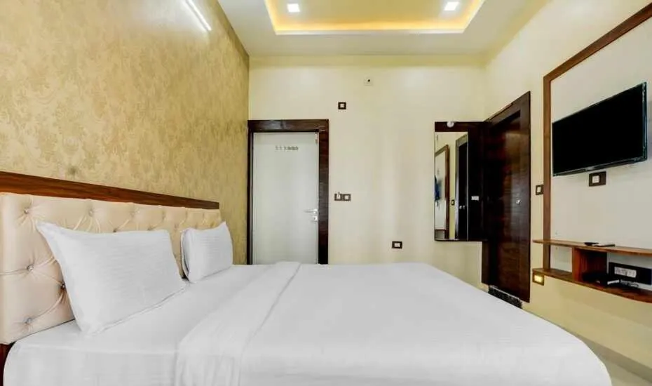 Bed in Hotel Sun Palace