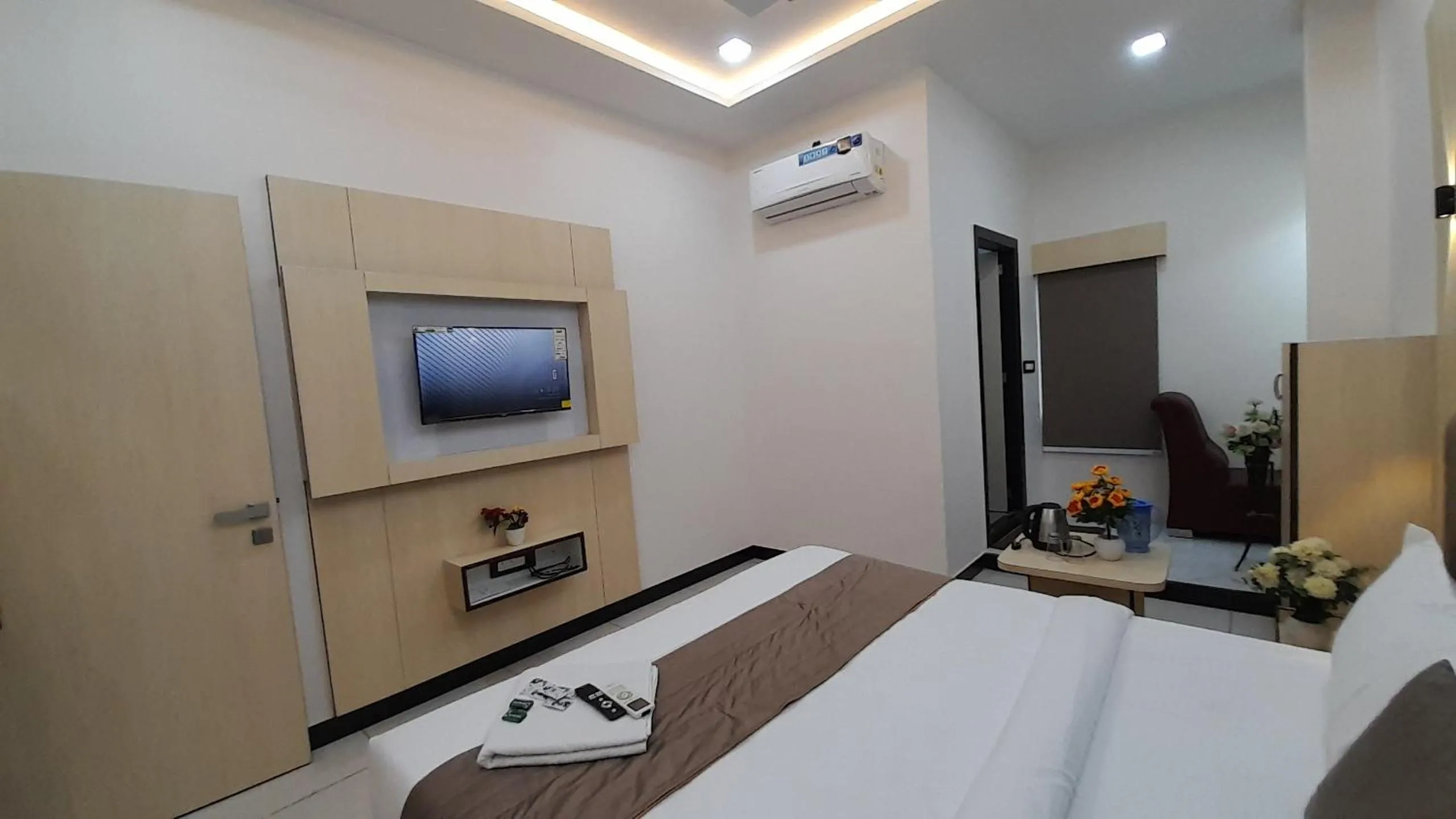 Bed in Hotel Sun Palace