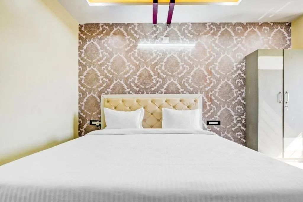 Bed in Hotel Sun Palace