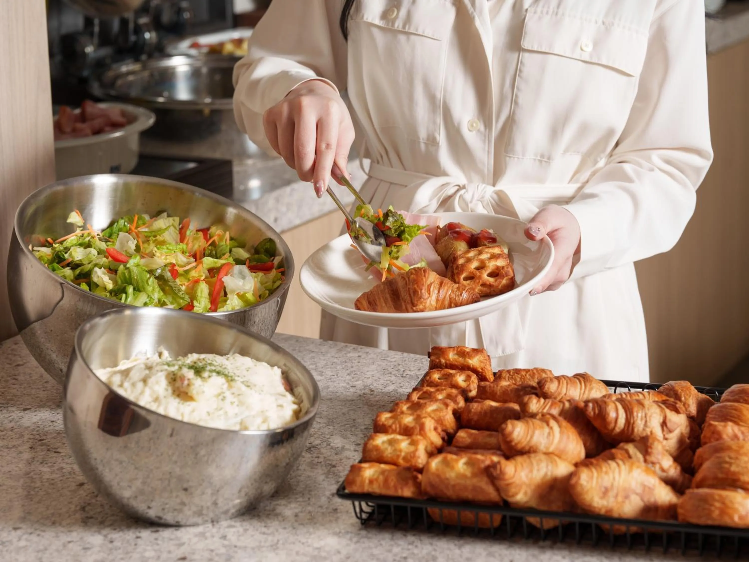 Breakfast in the b sapporo