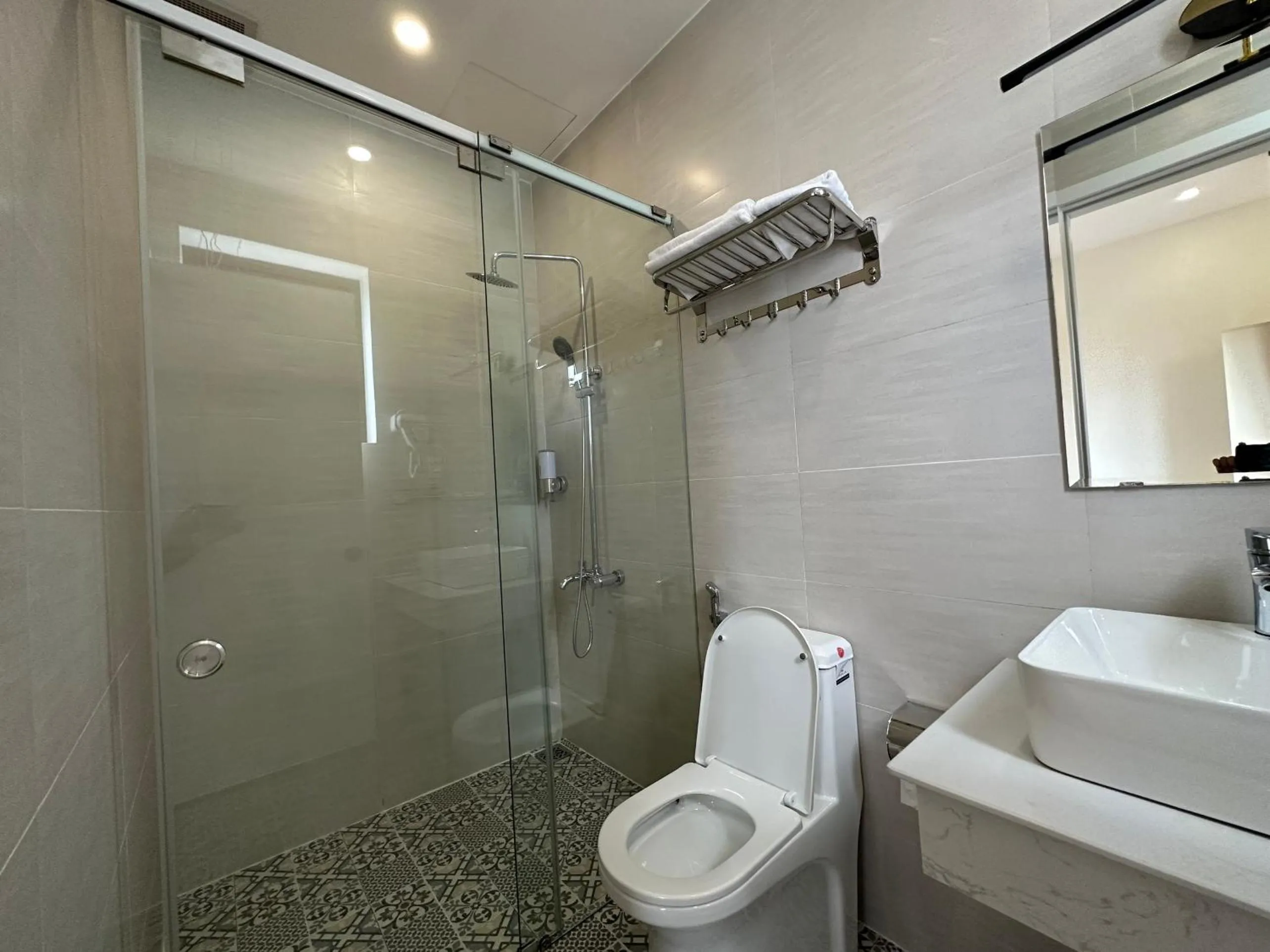 Bathroom in Capital O 1208 Phong Van Villa