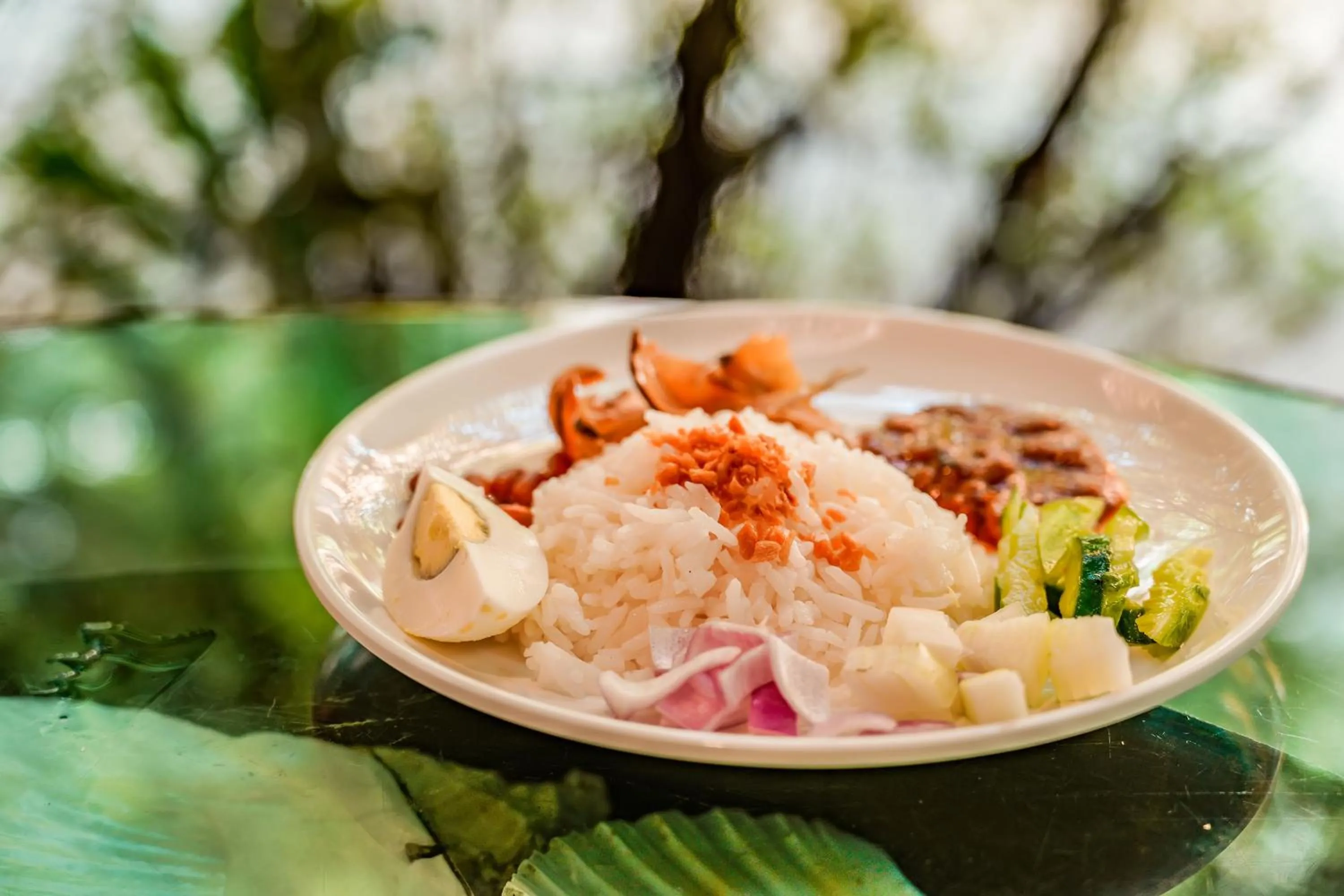 Food and drinks in Happy Garden Resort Betong