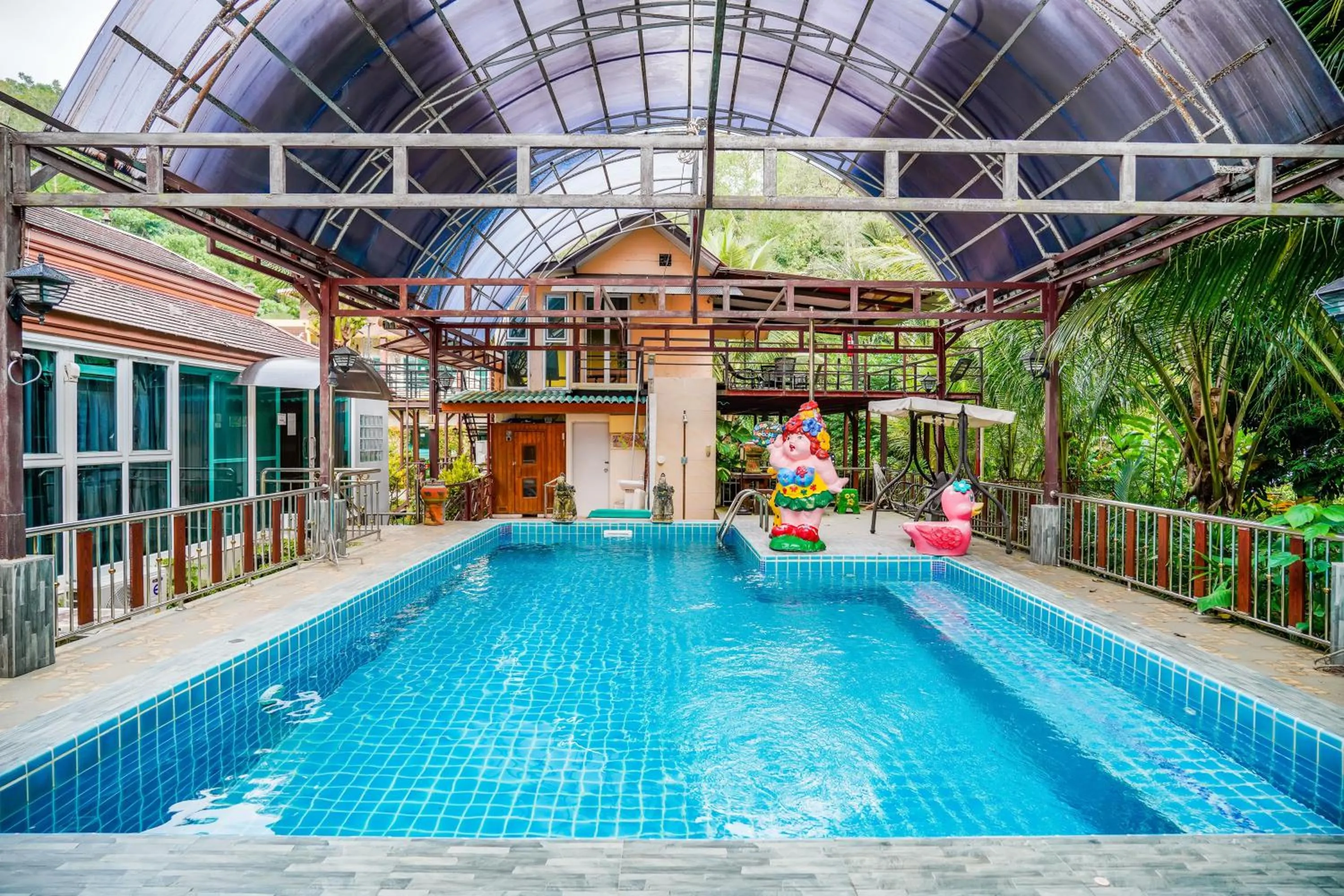 Day in Happy Garden Resort Betong