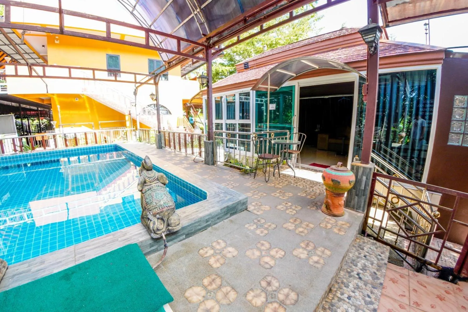 Property building in Happy Garden Resort Betong