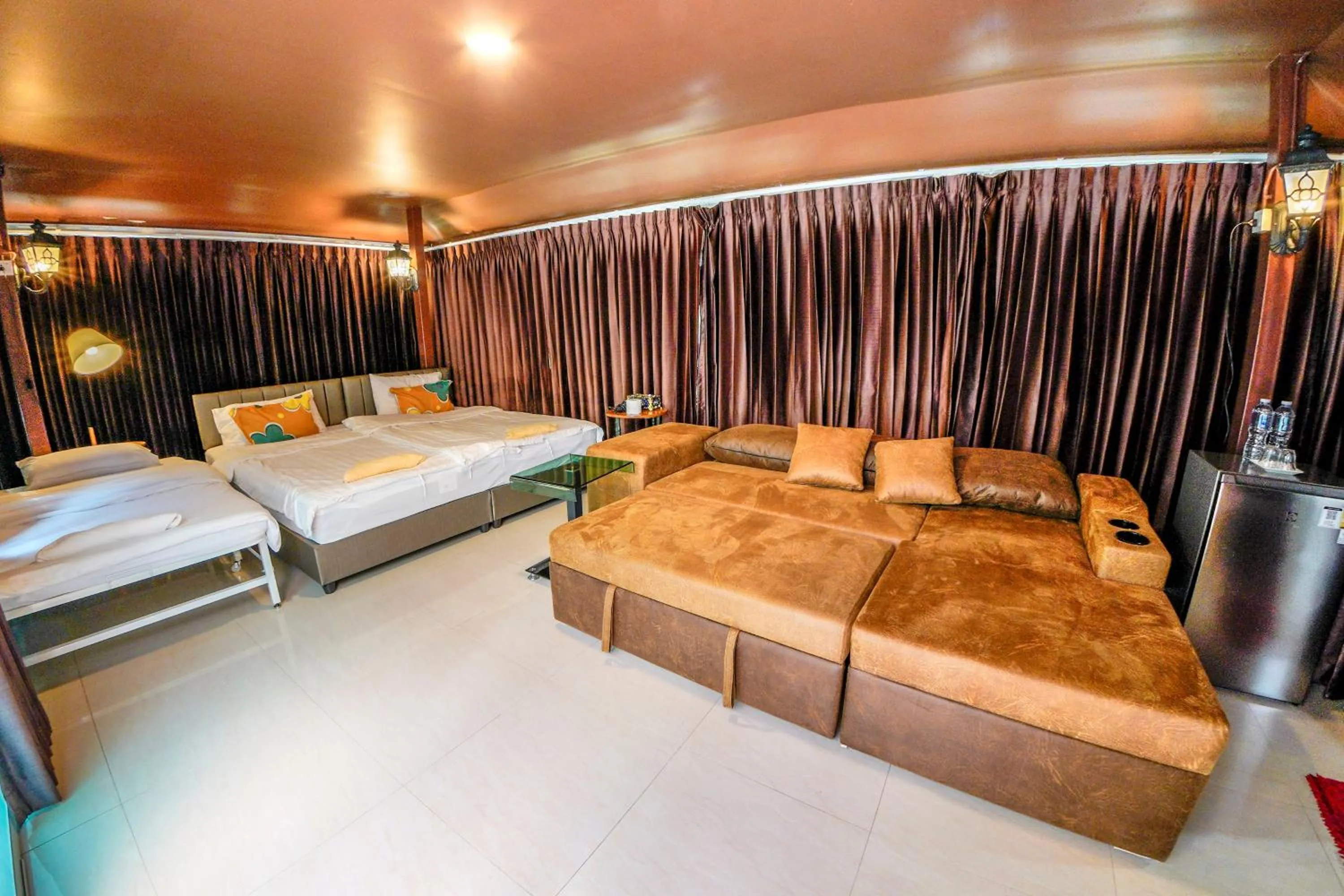 Bed in Happy Garden Resort Betong